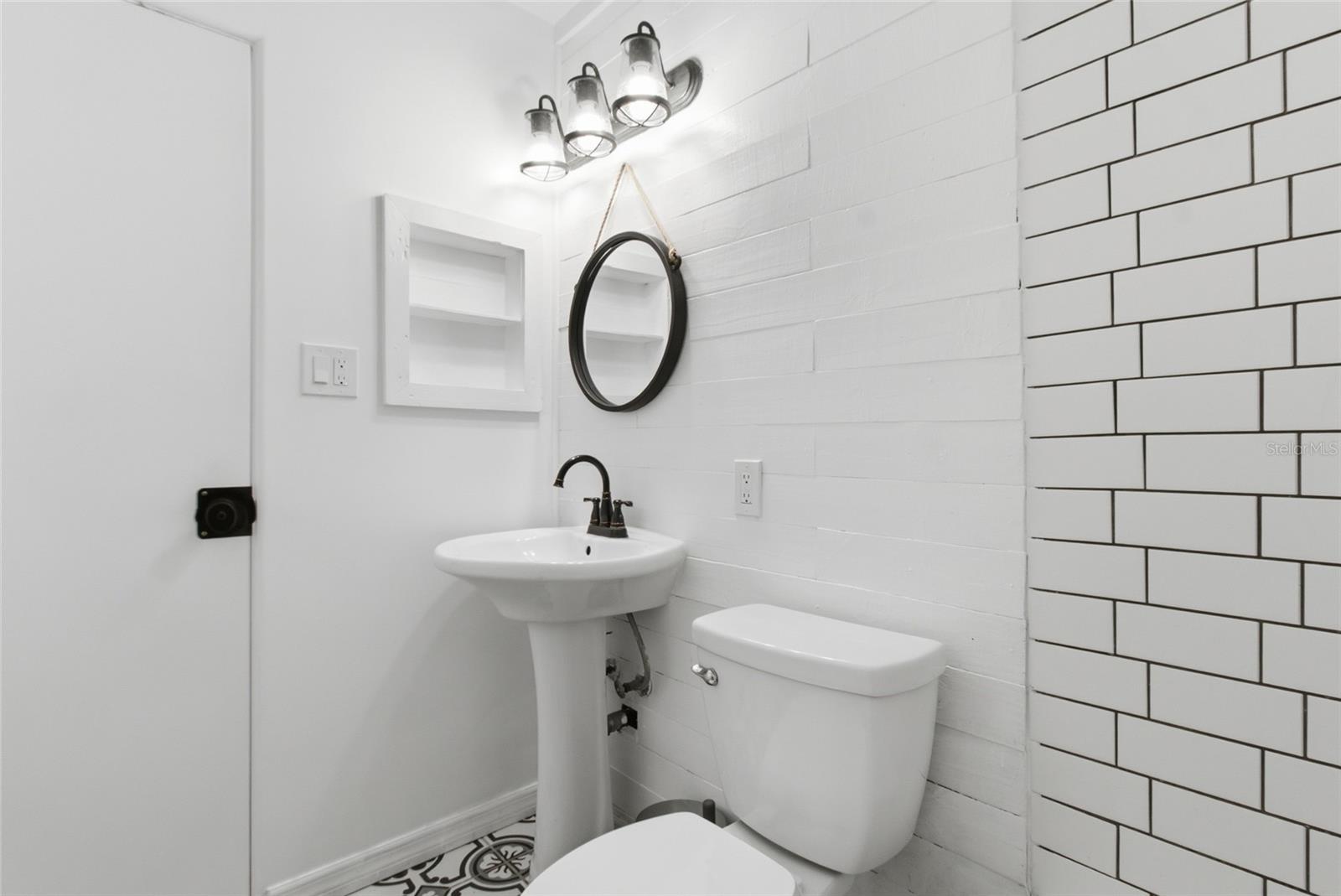 Image 24 of 30 For 5128 18th Street N