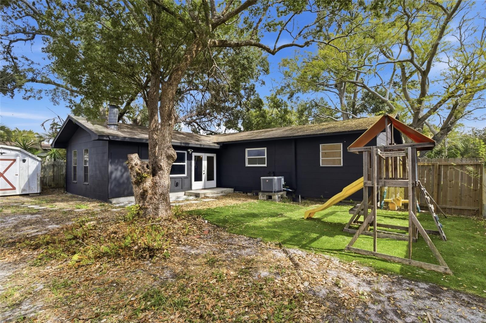 Image 26 of 30 For 5128 18th Street N