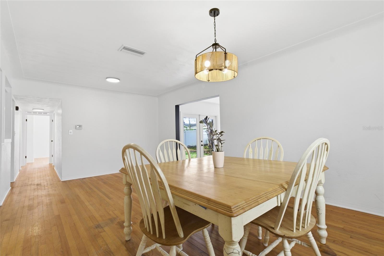 Image 6 of 30 For 5128 18th Street N