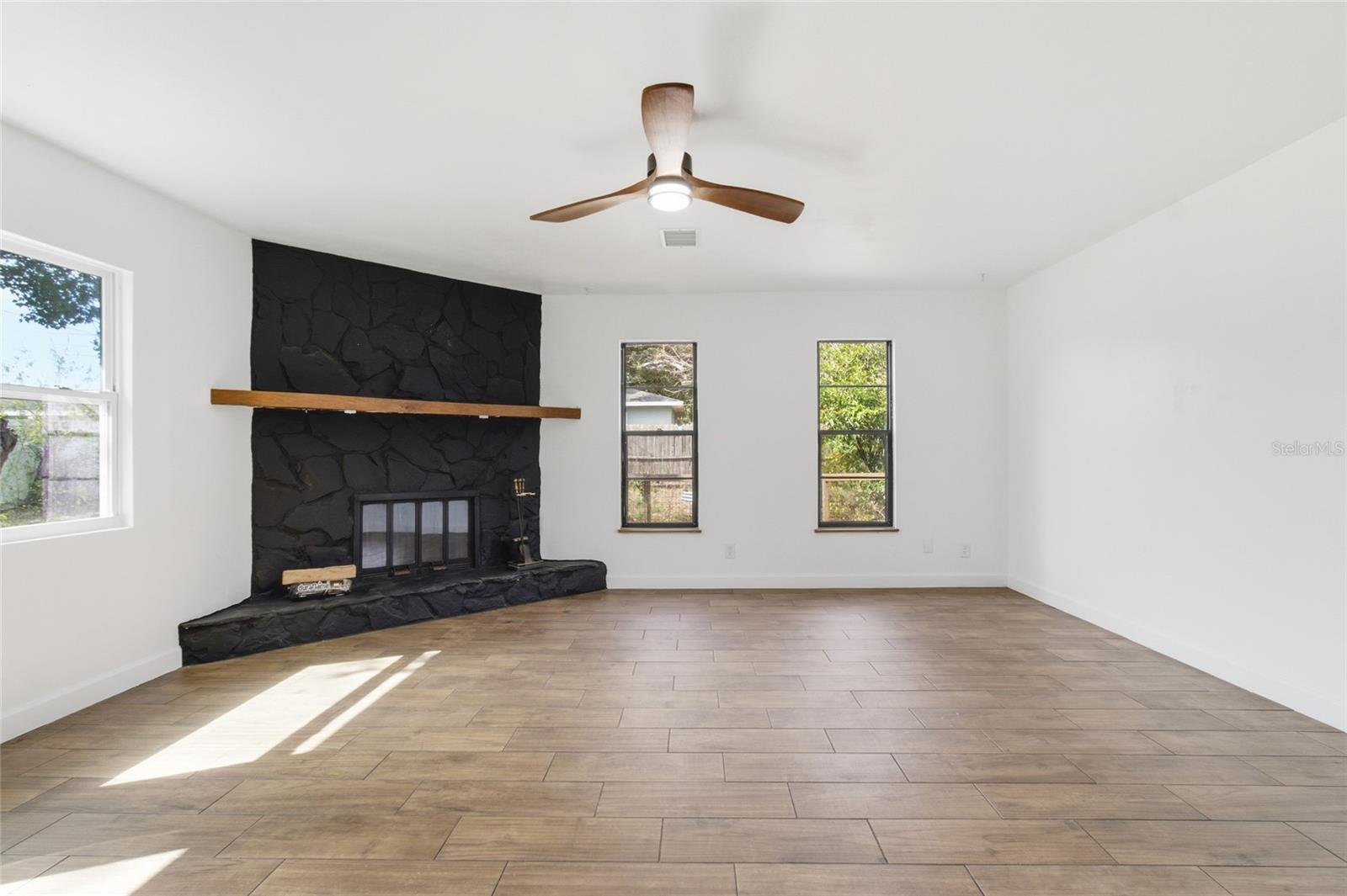 Image 8 of 30 For 5128 18th Street N