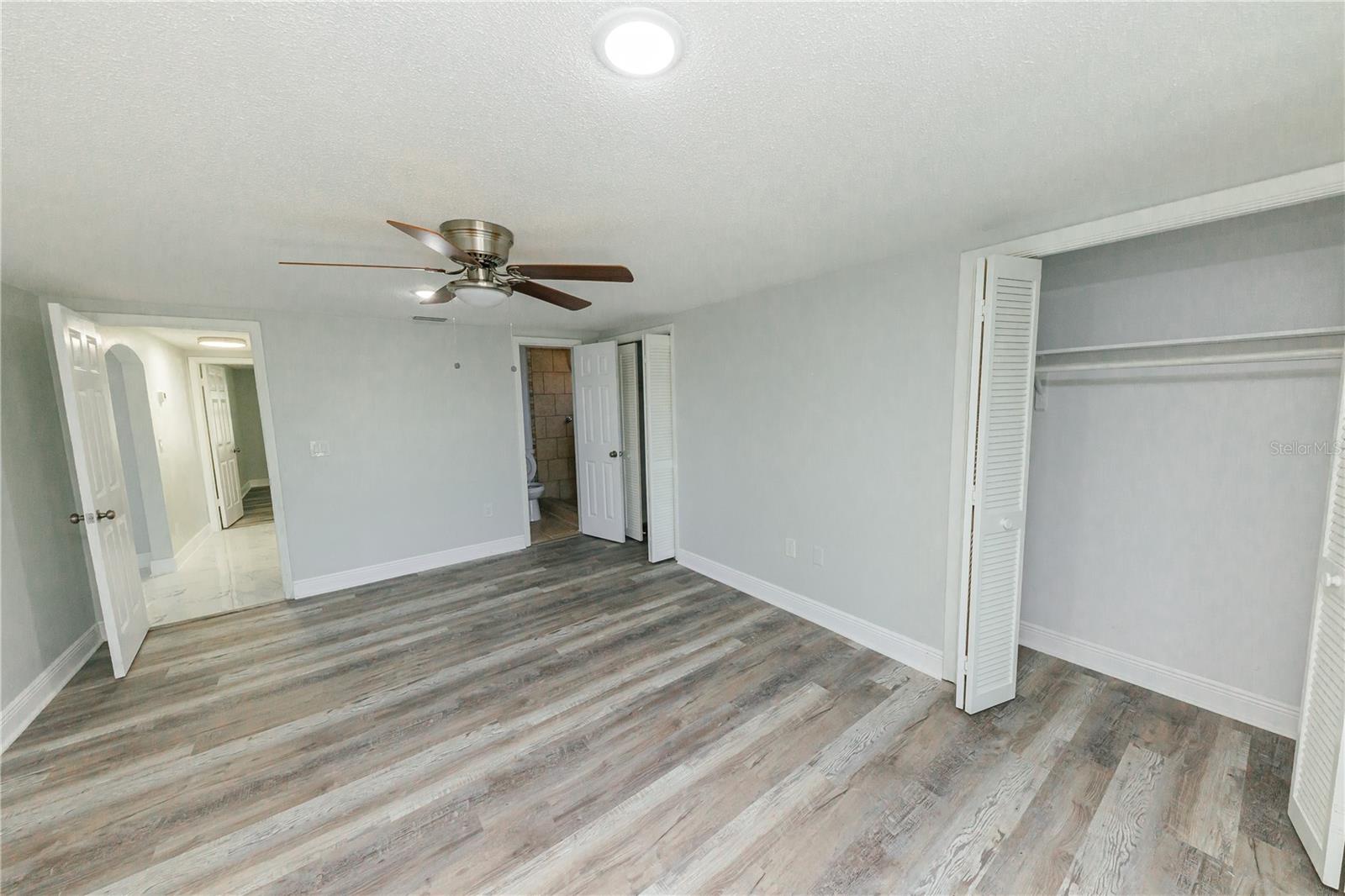 Image 14 of 36 For 7740 Sagebrush Drive