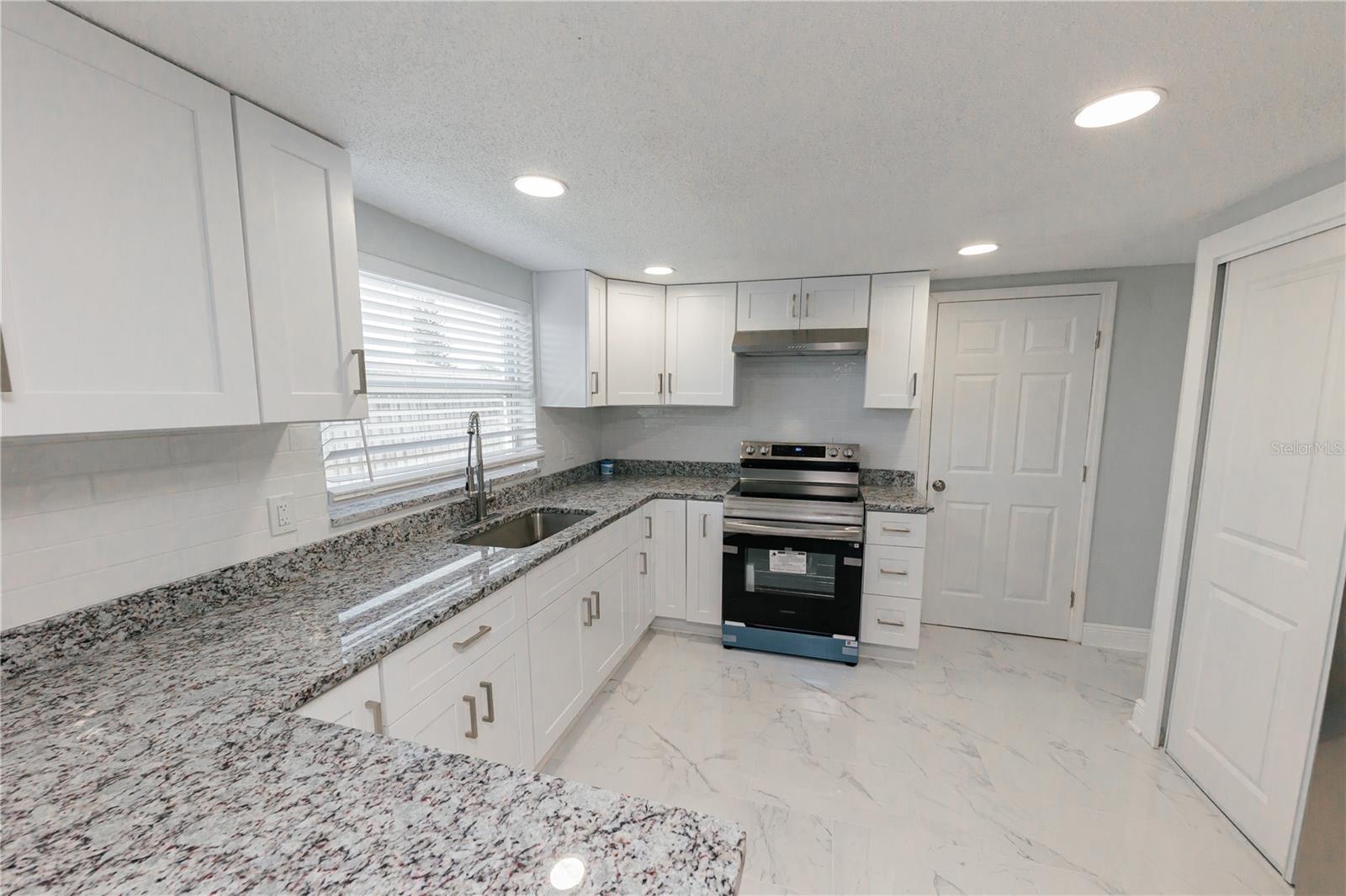 Image 31 of 36 For 7740 Sagebrush Drive