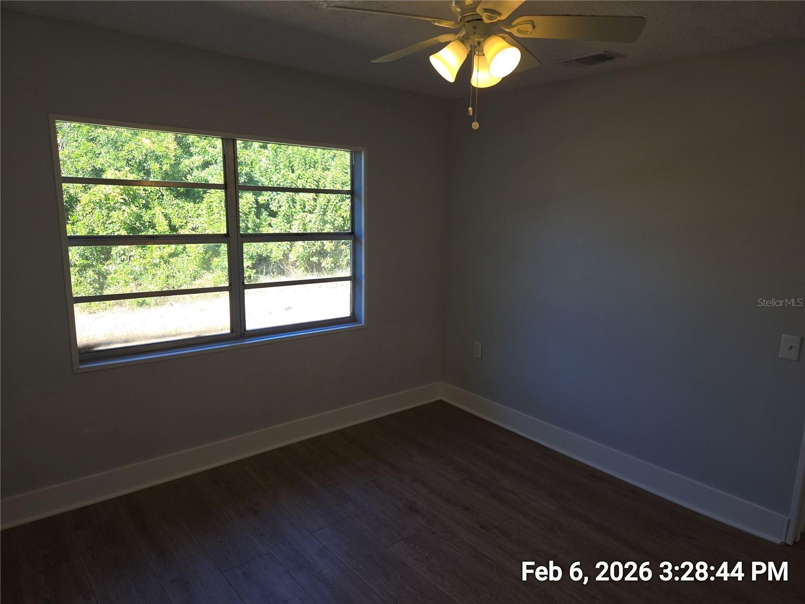 Image 15 of 17 For 604 College Avenue