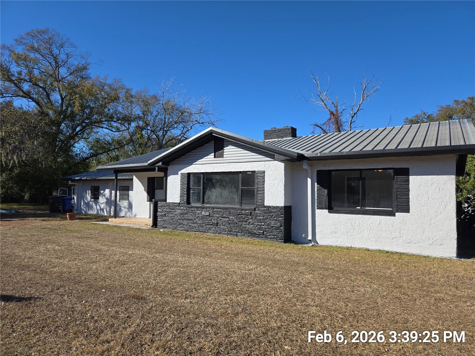 Image 2 of 17 For 604 College Avenue