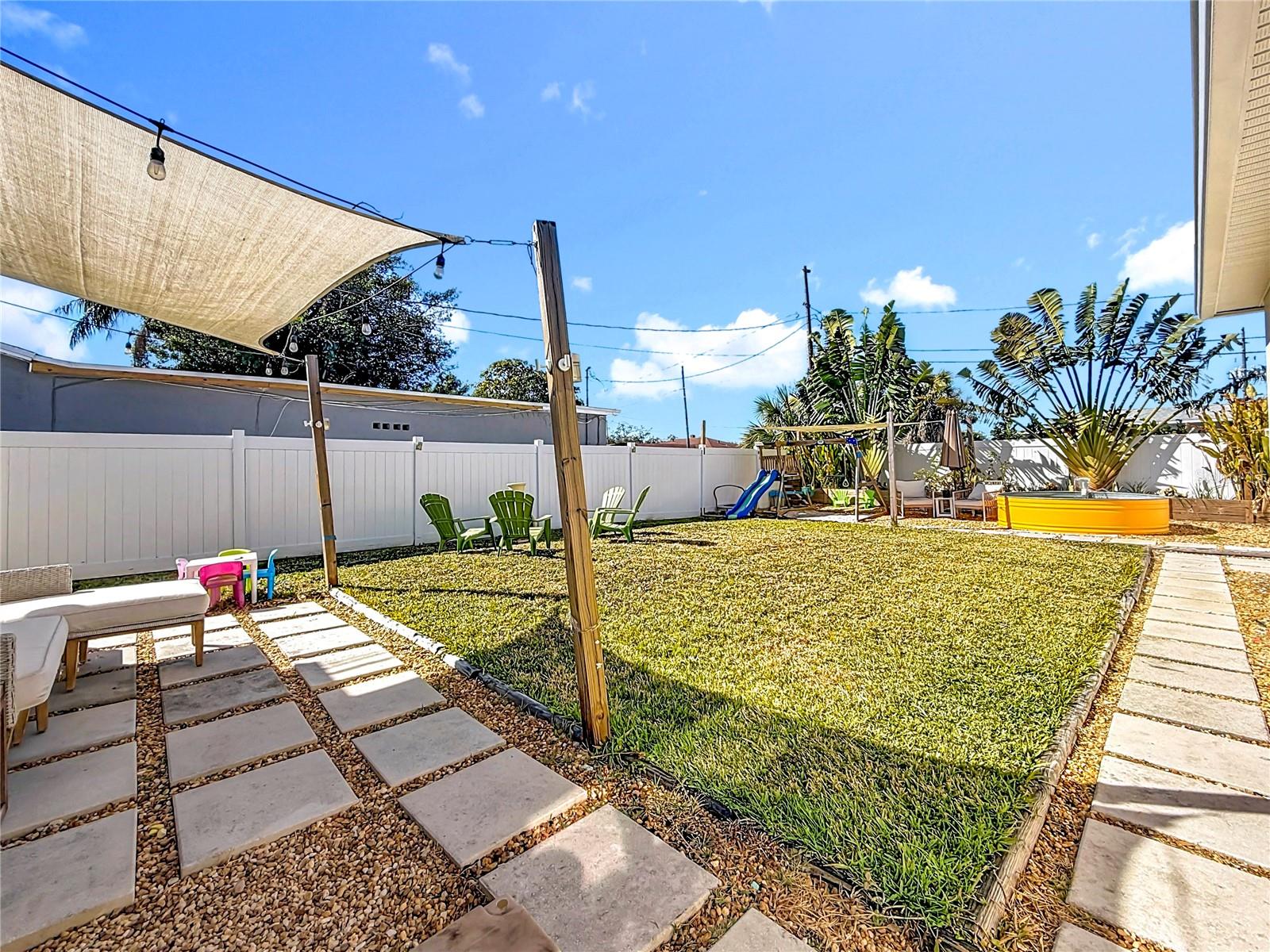 Image 25 of 33 For 2625 19th Street S