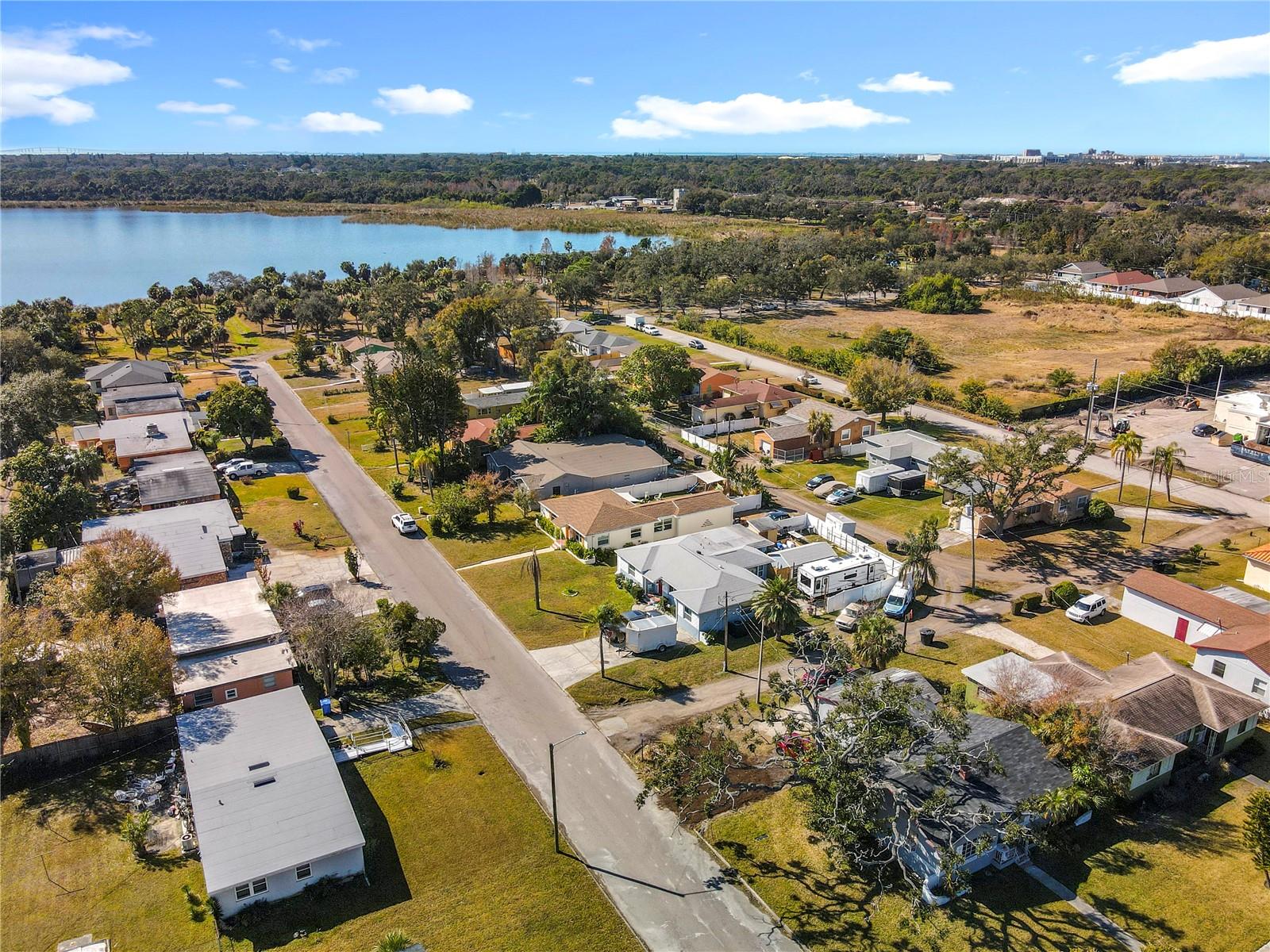 Image 3 of 33 For 2625 19th Street S