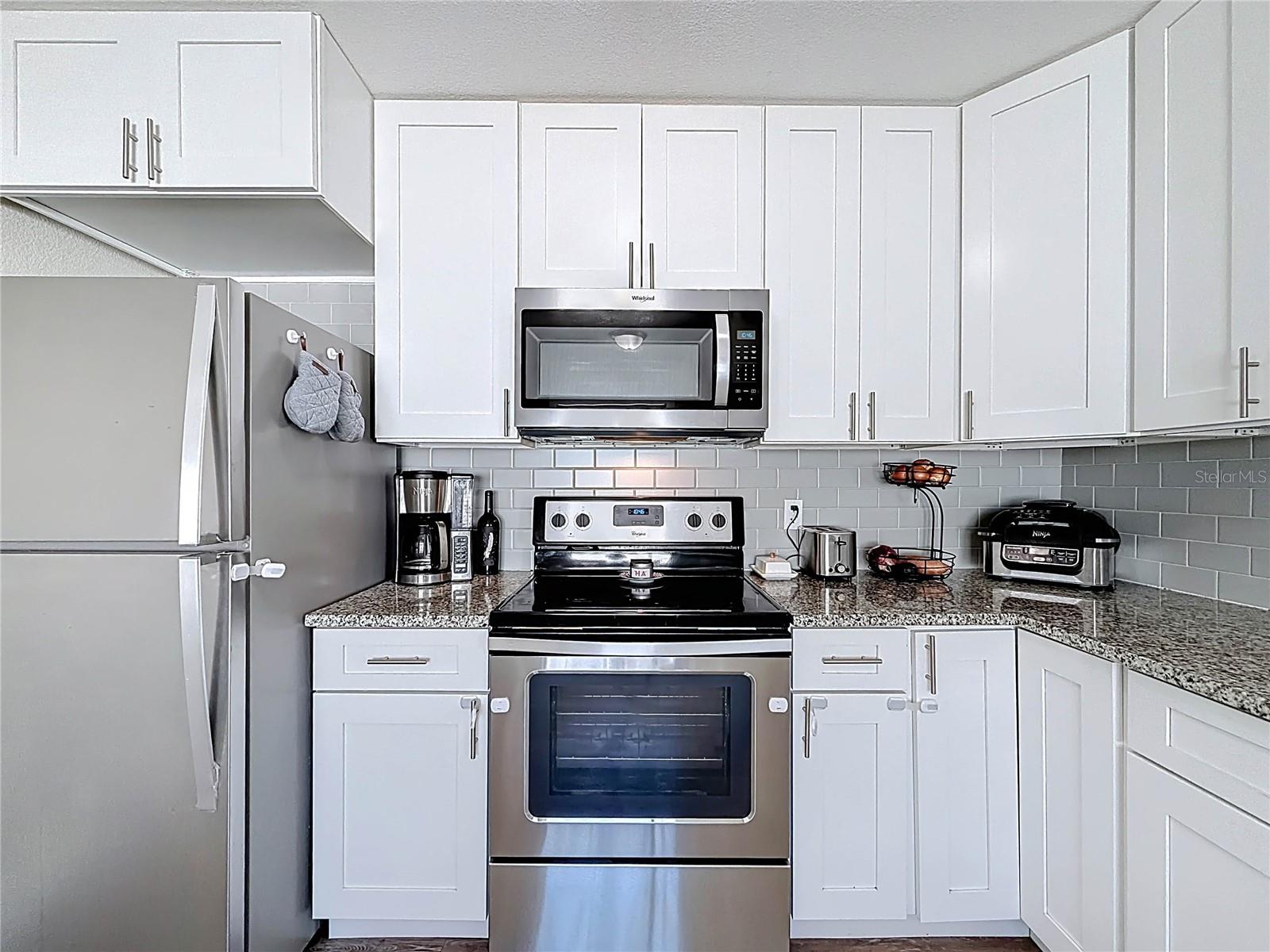 Image 9 of 33 For 2625 19th Street S