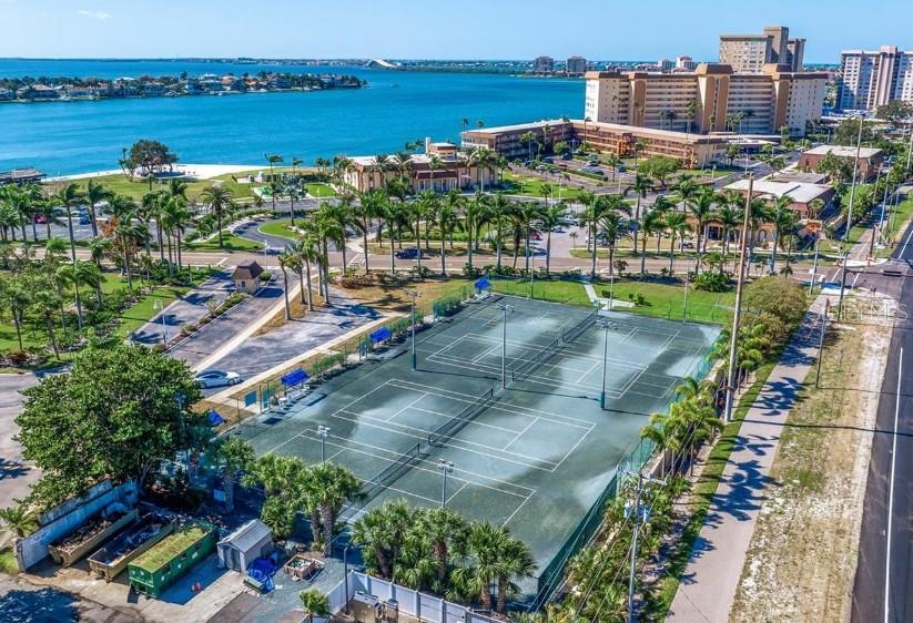 Image 25 of 66 For 5200 Brittany Drive S 1510