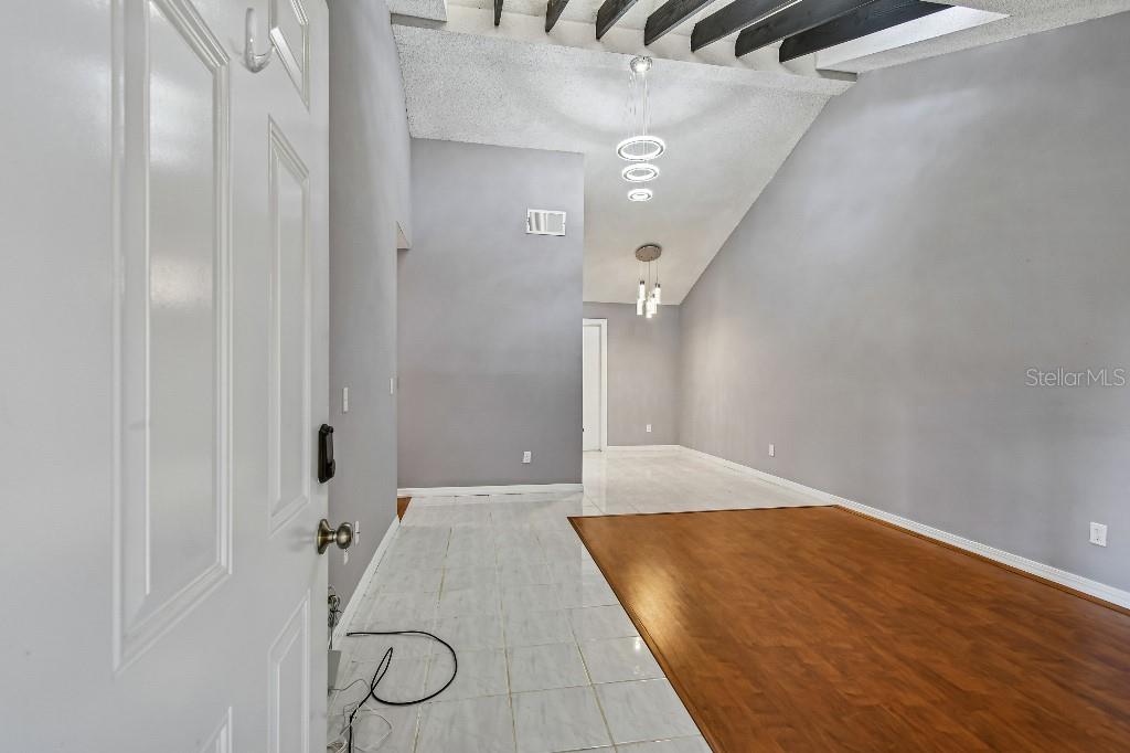 Image 11 of 50 For 4662 Lighthouse Circle 136