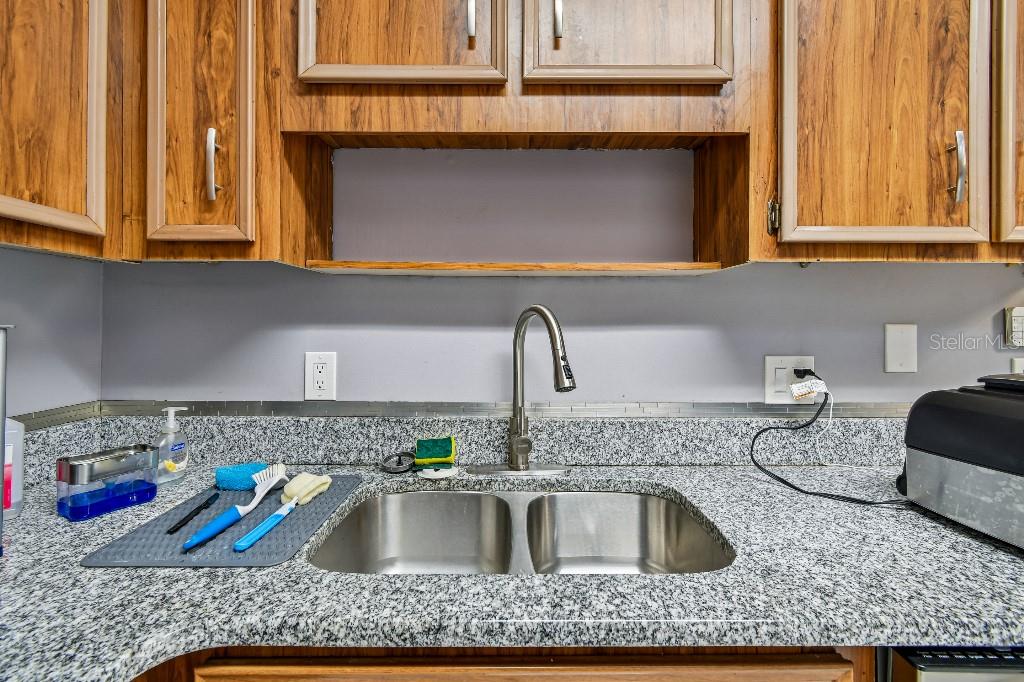 Image 22 of 50 For 4662 Lighthouse Circle 136