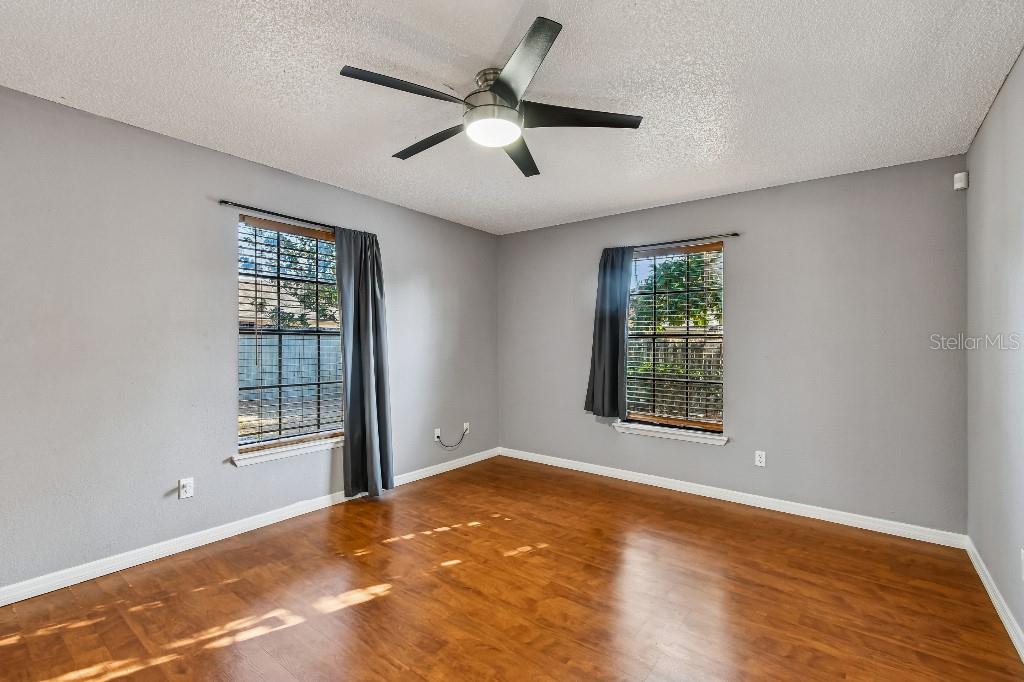 Image 28 of 50 For 4662 Lighthouse Circle 136