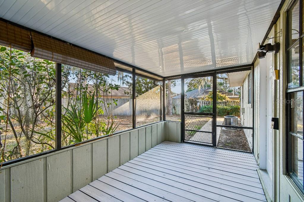 Image 8 of 50 For 4662 Lighthouse Circle 136