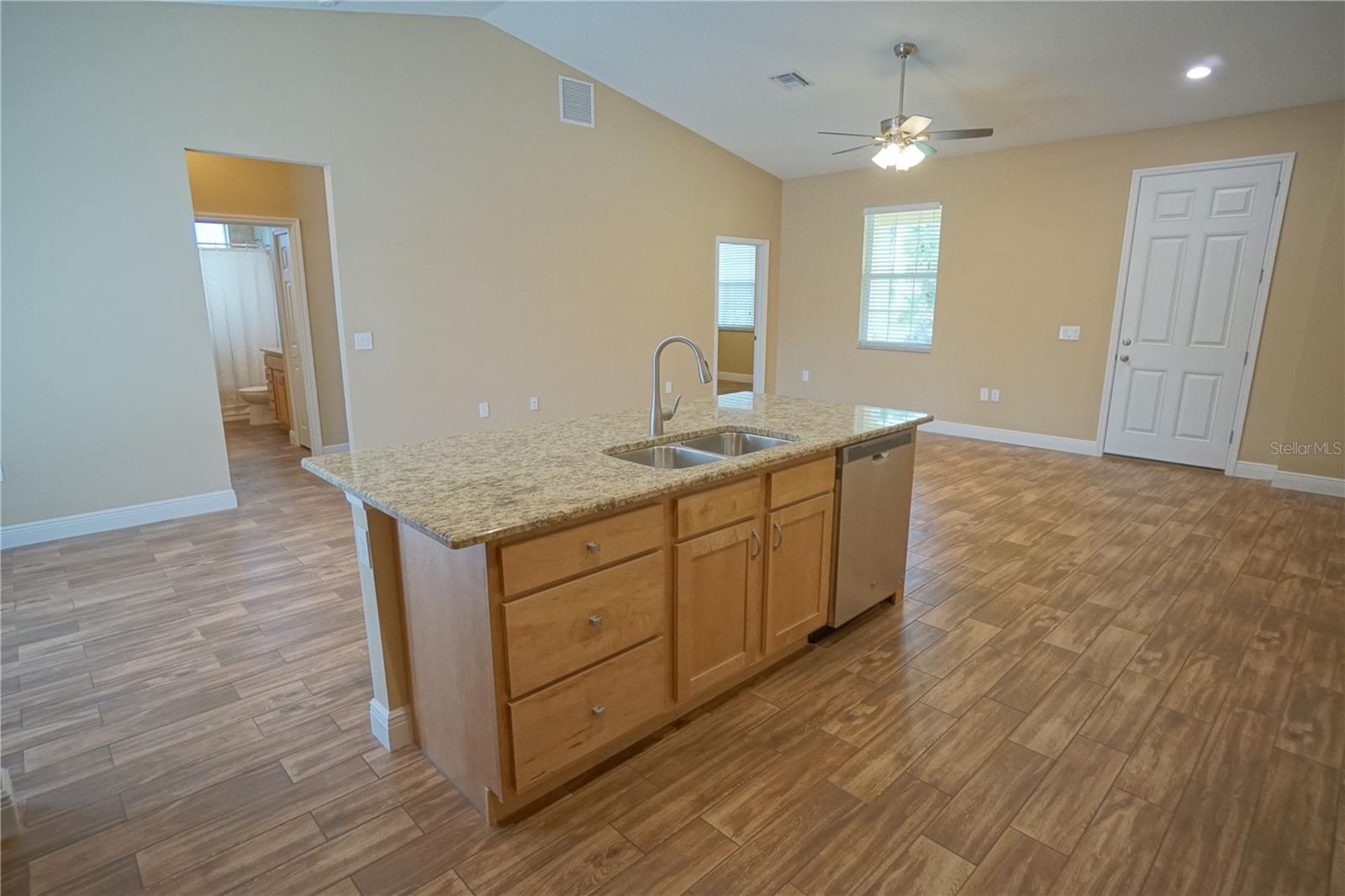 Image 2 of 25 For 3525 Ballast Point Boulevard