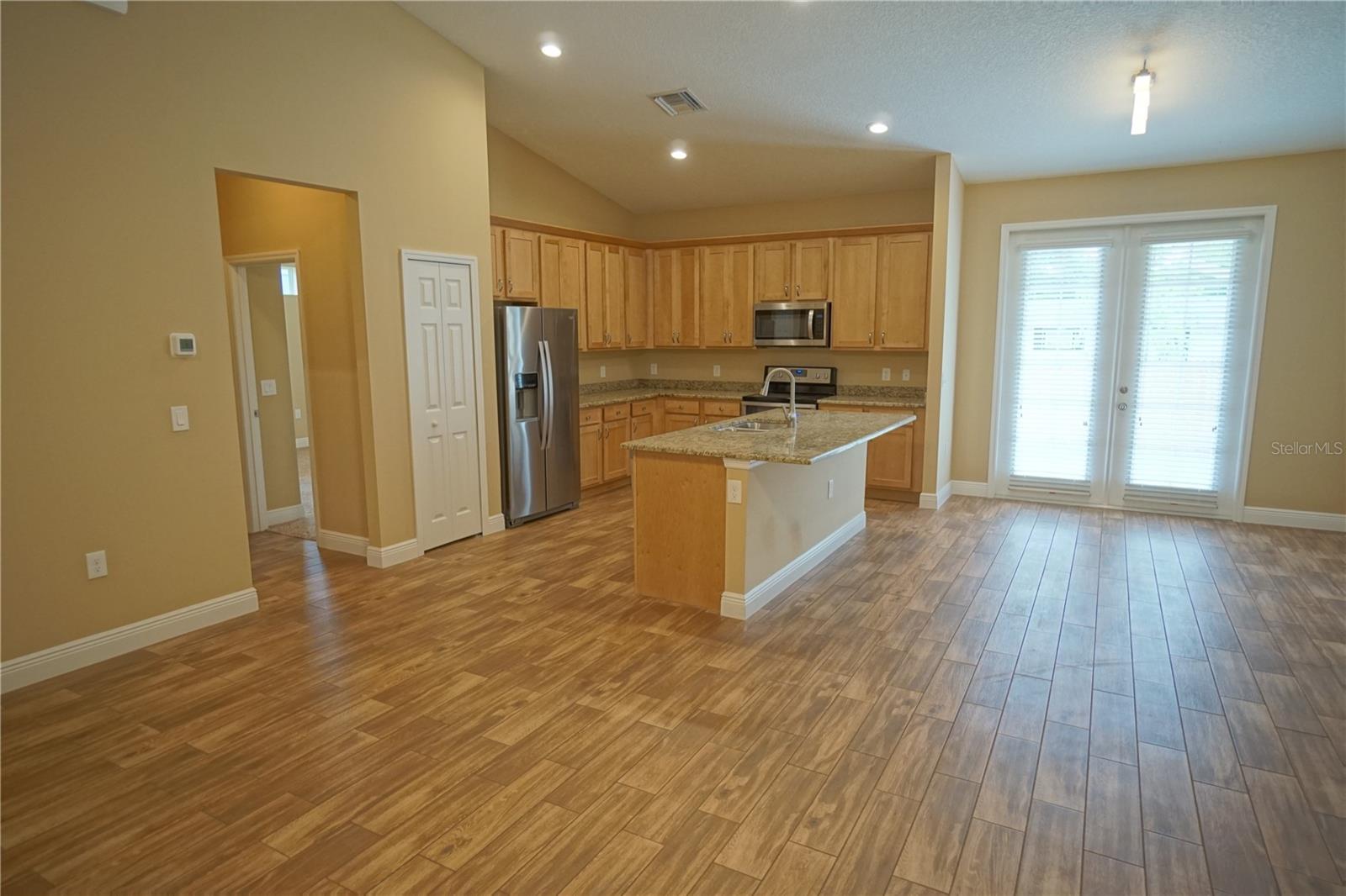 Image 3 of 25 For 3525 Ballast Point Boulevard