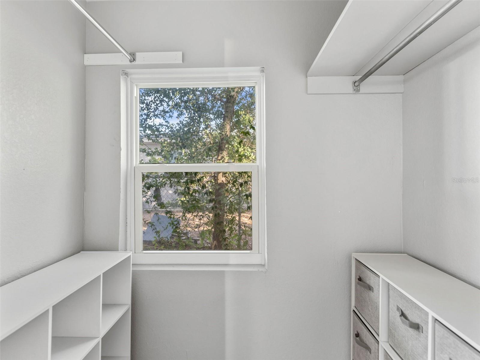 Image 19 of 38 For 4016 Nassau Street