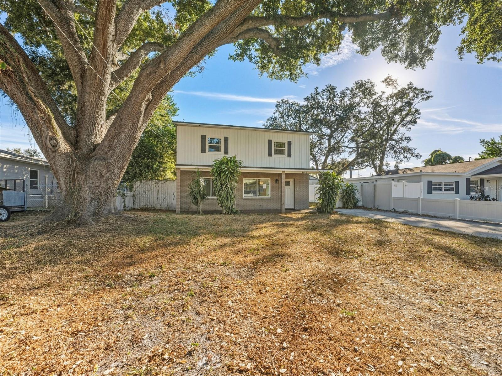 Image 2 of 38 For 4016 Nassau Street