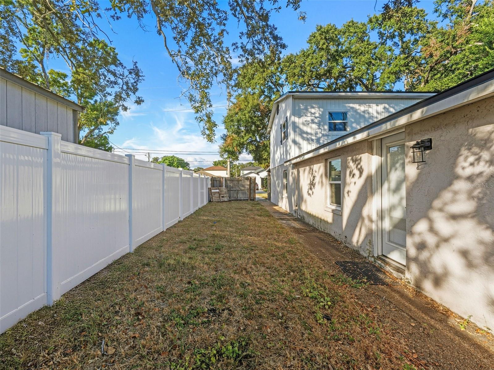 Image 29 of 38 For 4016 Nassau Street