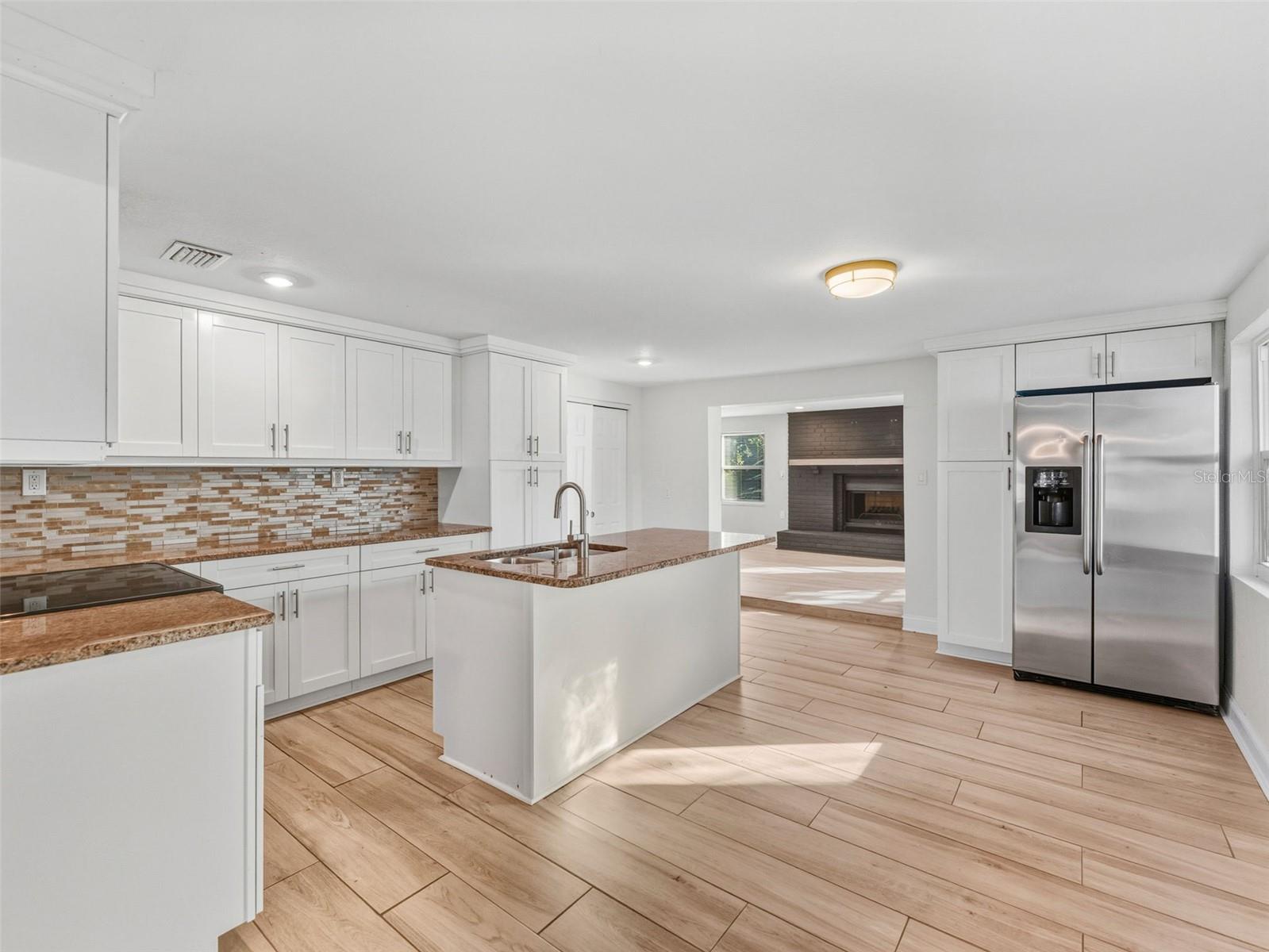 Image 9 of 38 For 4016 Nassau Street