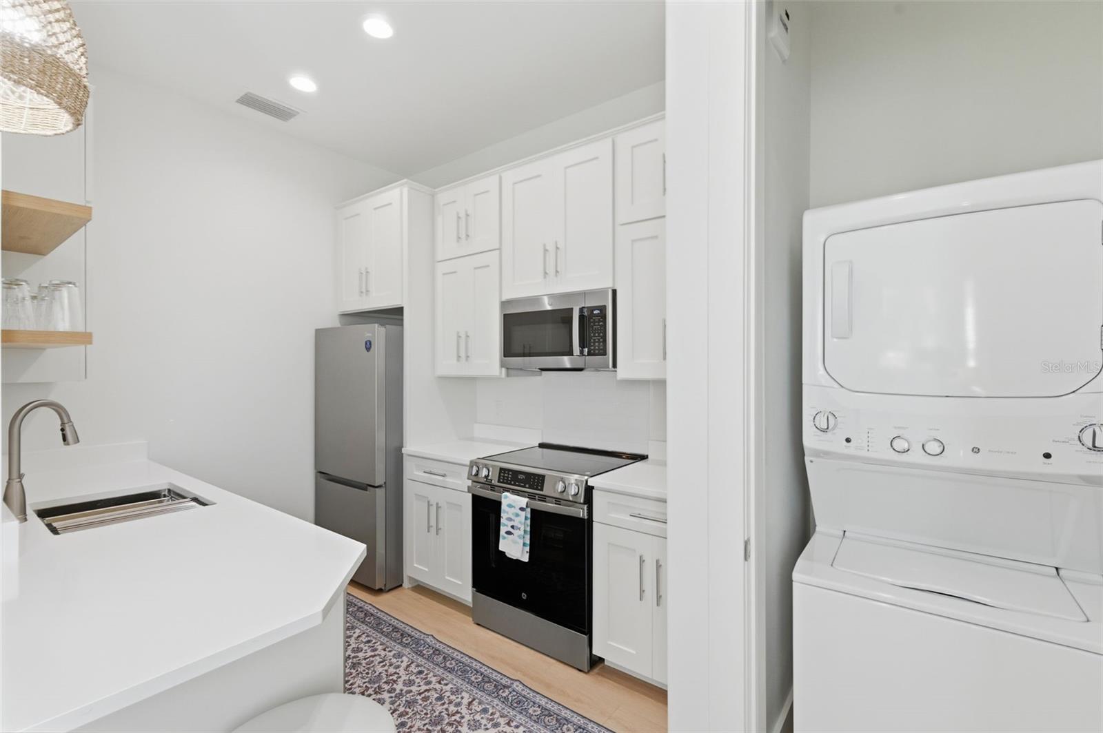 Image 8 of 21 For 345 Bailey Street A