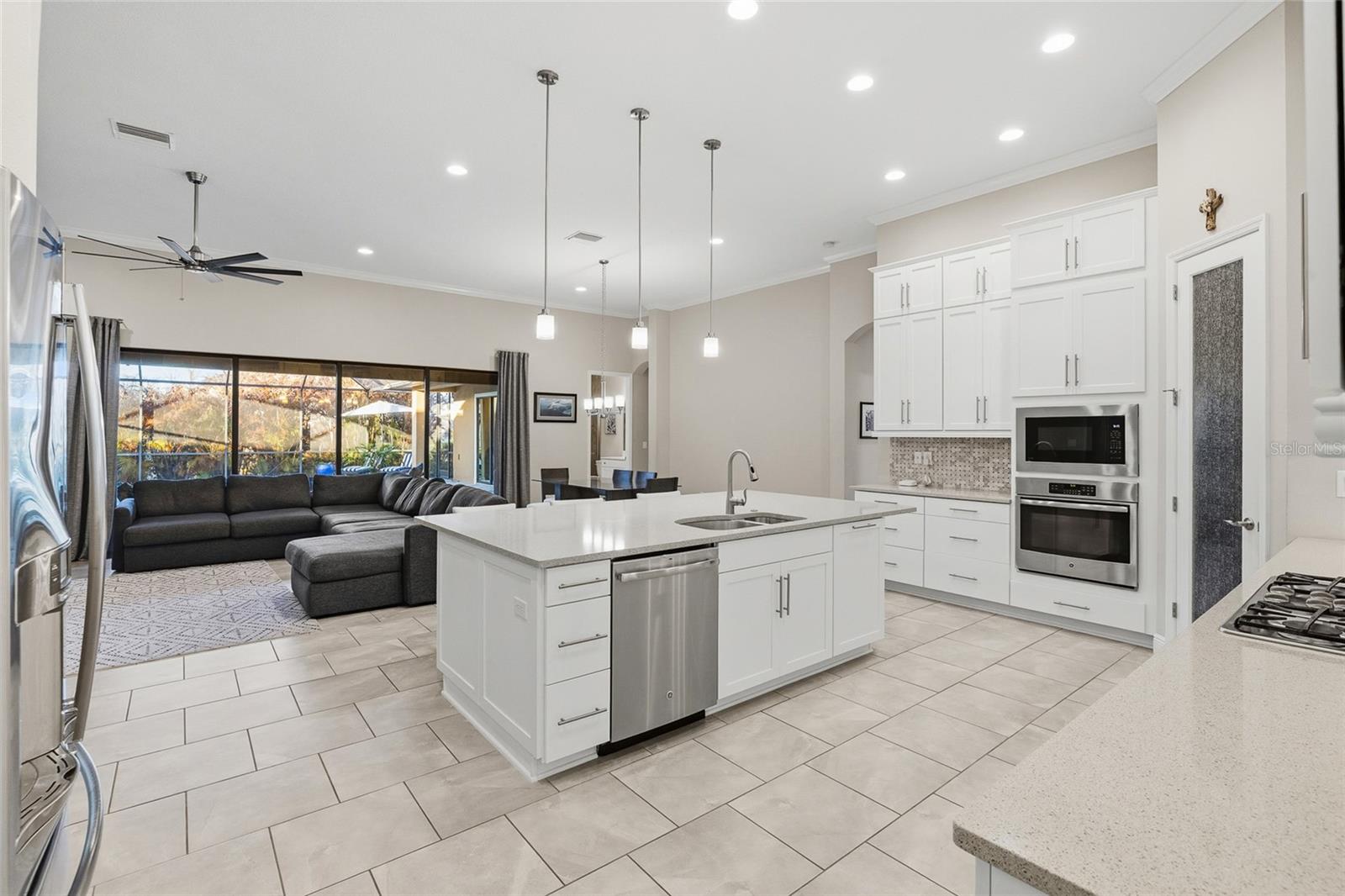 Image 10 of 54 For 14715 Fishhawk Preserve Drive