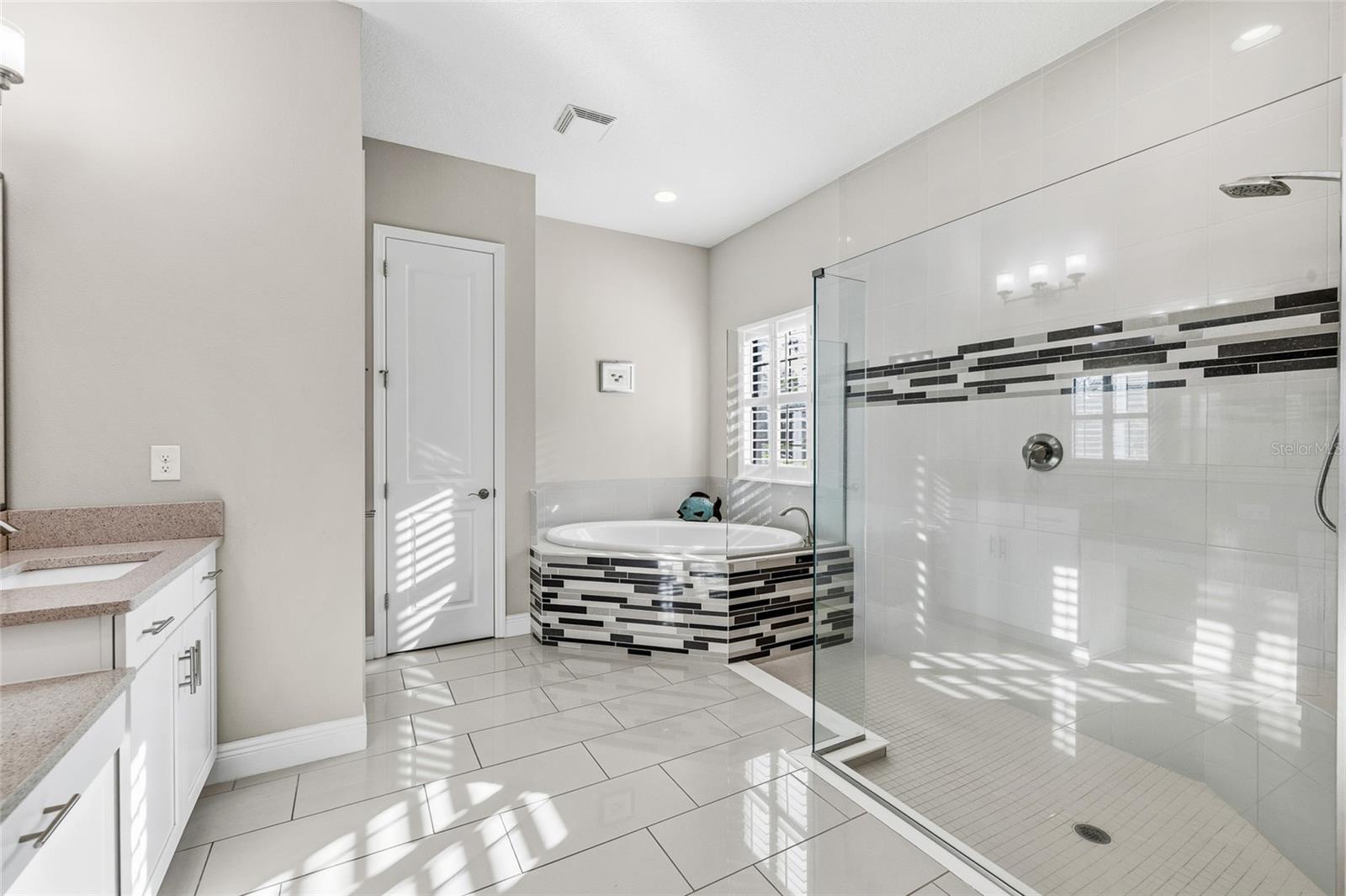 Image 26 of 54 For 14715 Fishhawk Preserve Drive