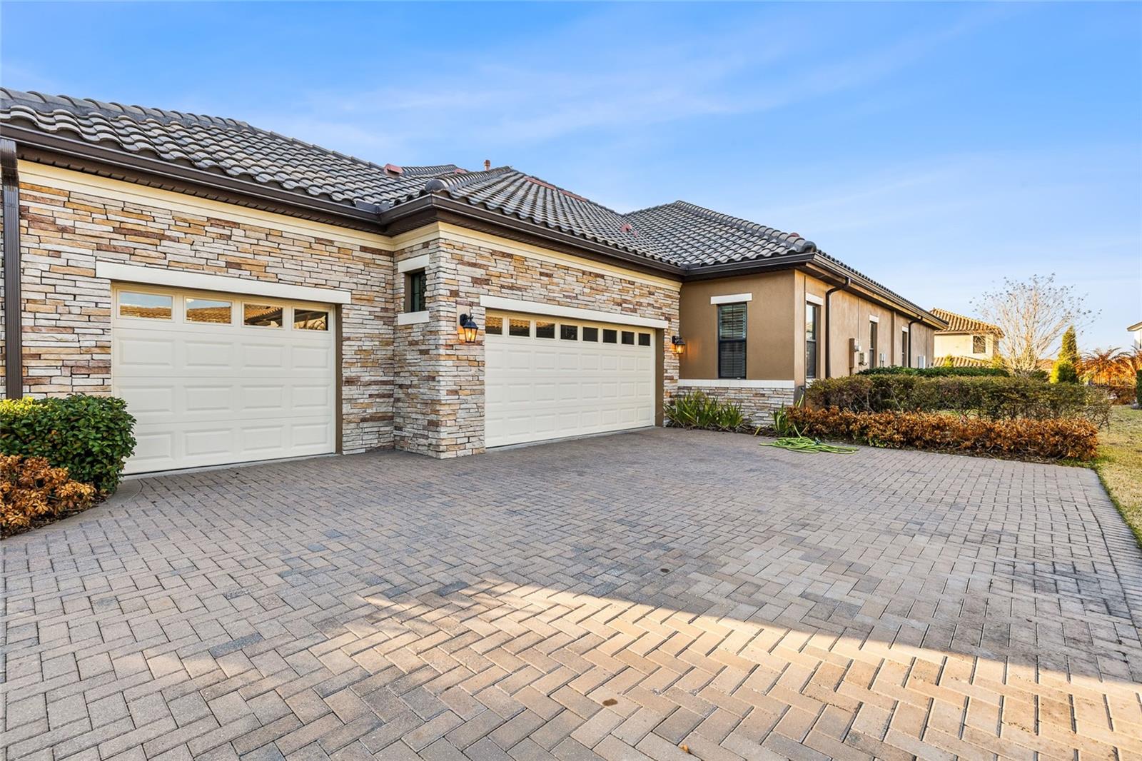 Image 4 of 54 For 14715 Fishhawk Preserve Drive