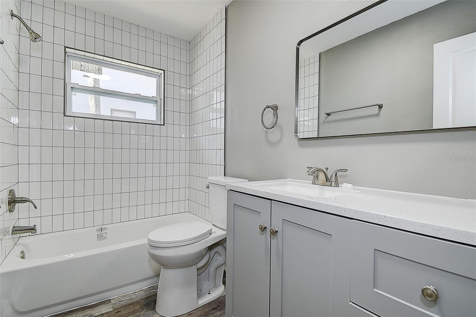 Image 16 of 40 For 130 42nd Avenue N