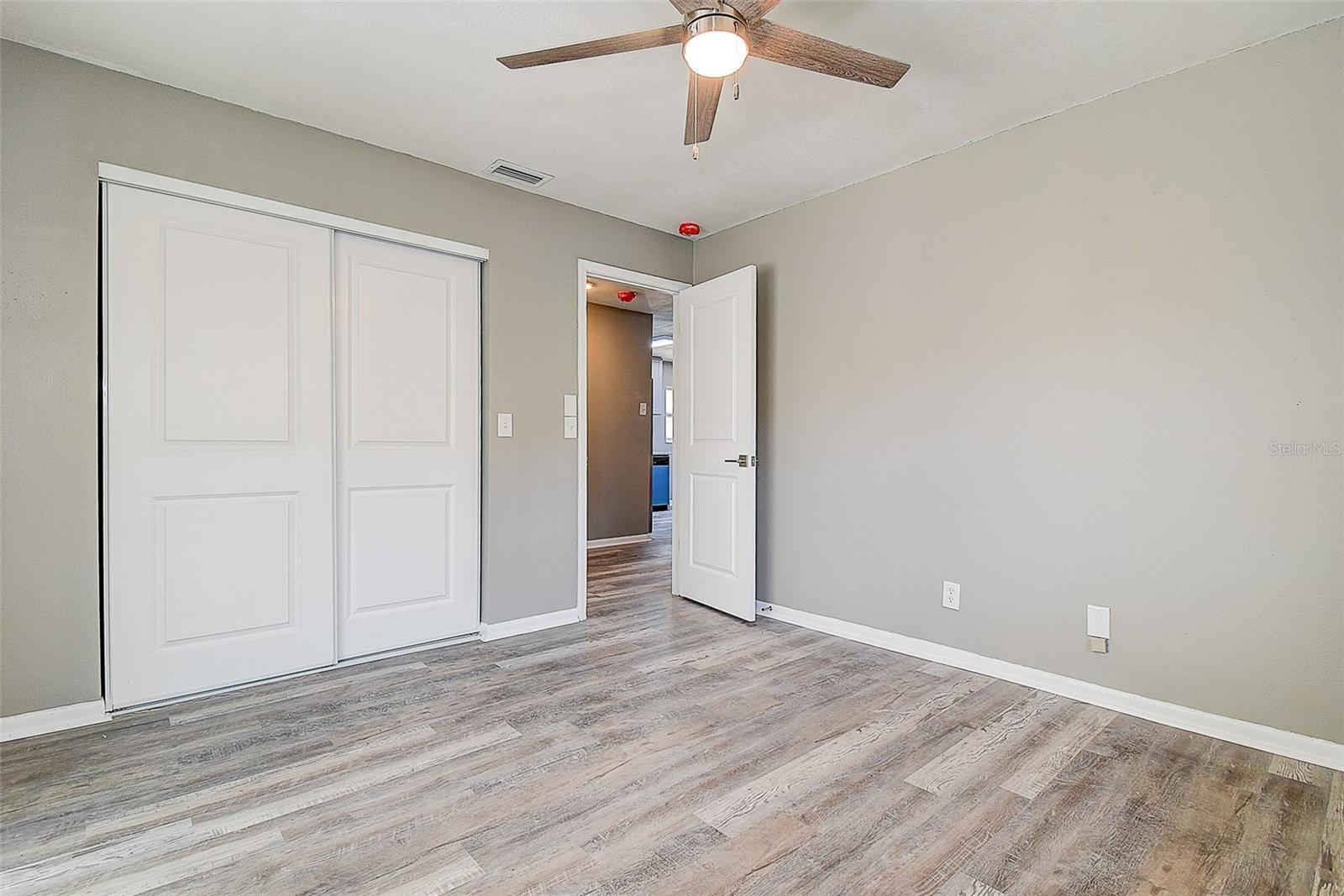 Image 18 of 40 For 130 42nd Avenue N