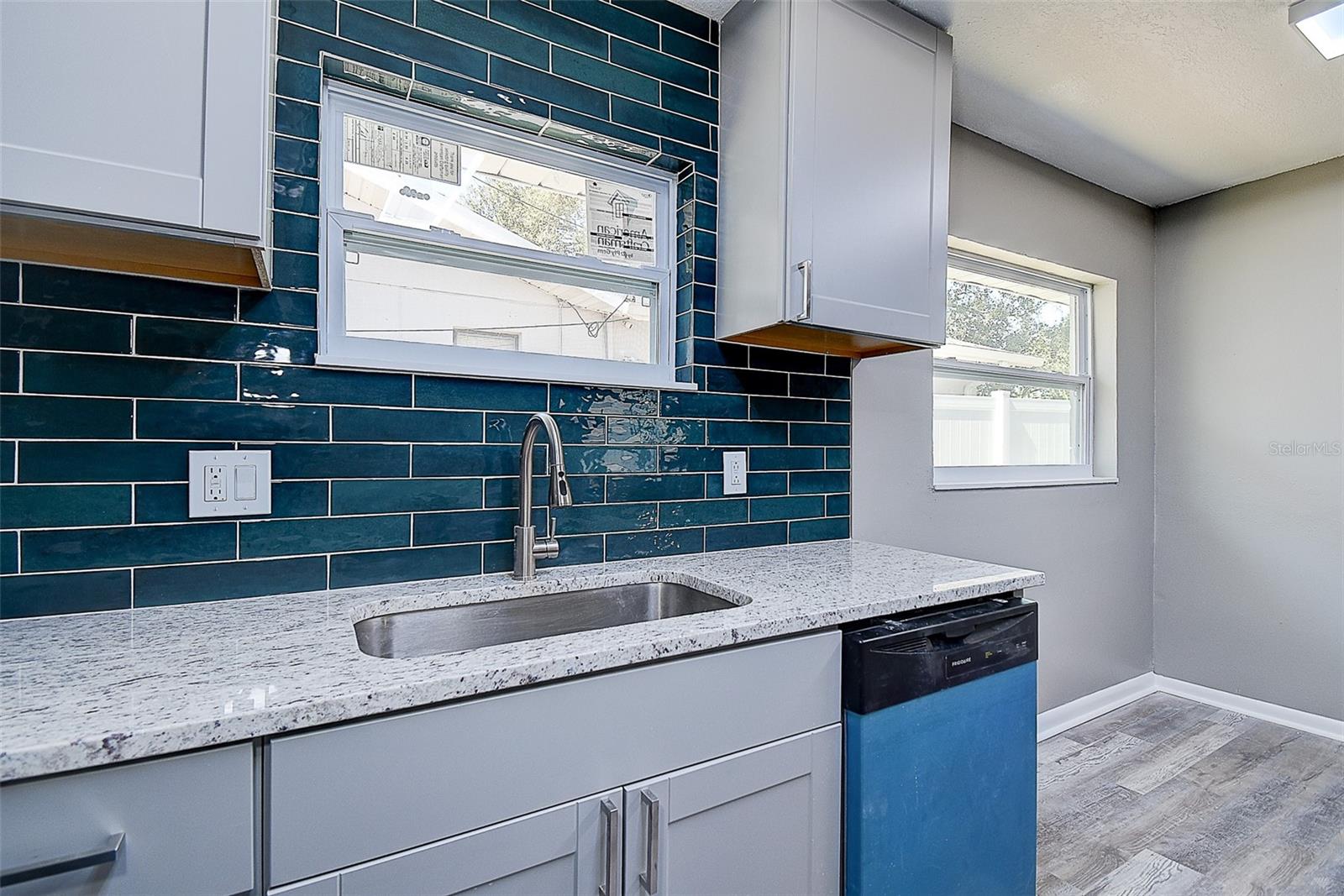 Image 7 of 40 For 130 42nd Avenue N