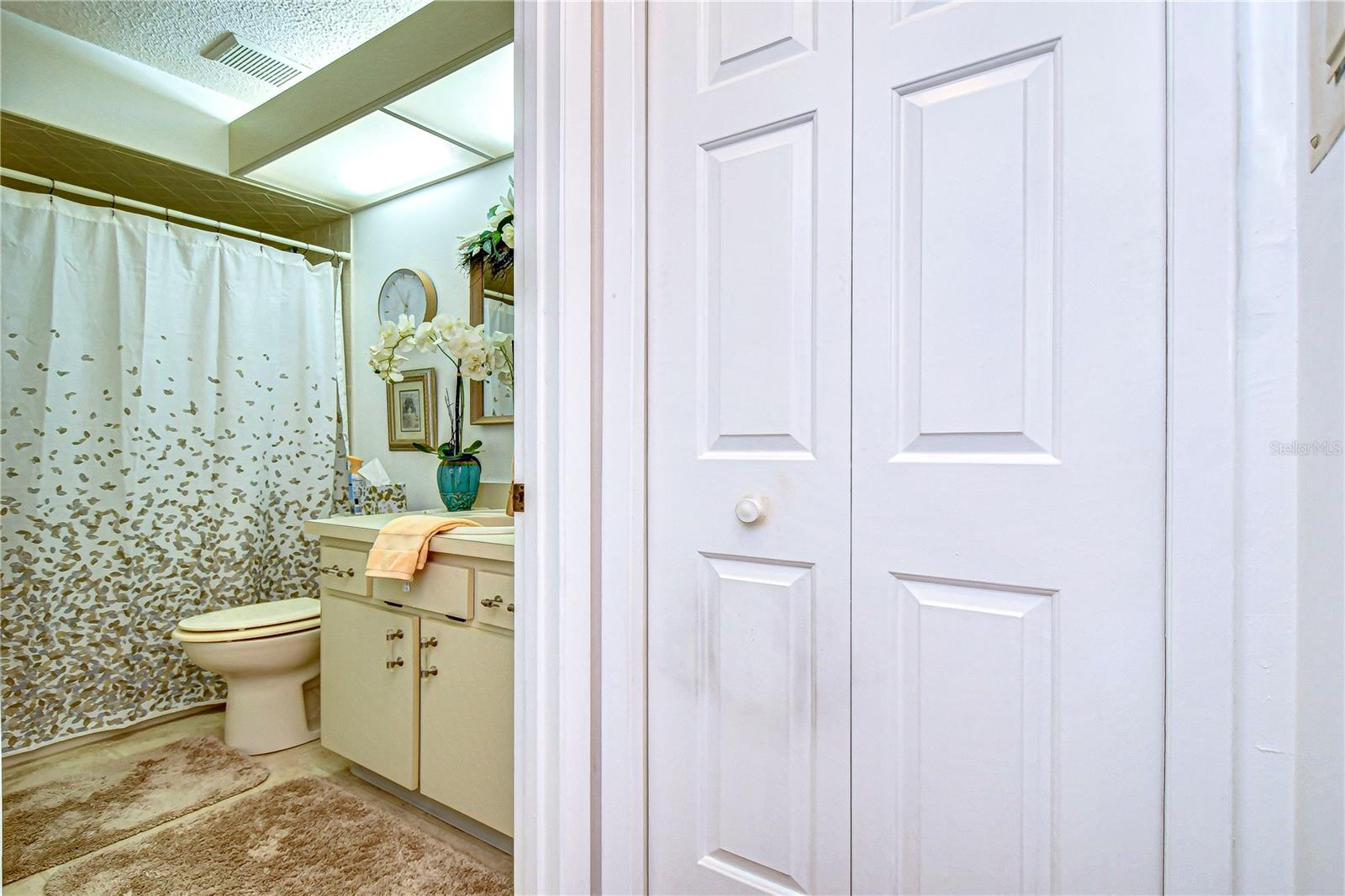 Image 26 of 37 For 38351 Ironwood Place Na