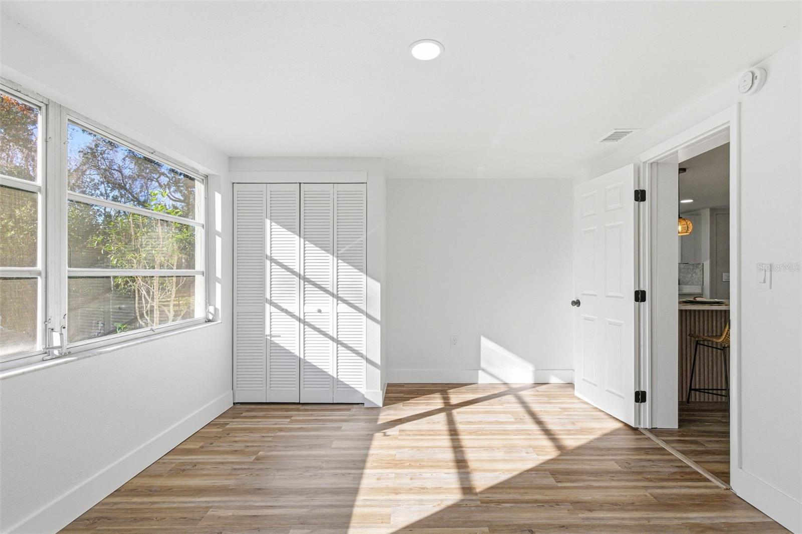 Image 30 of 64 For 12303 Camp Creek Lane