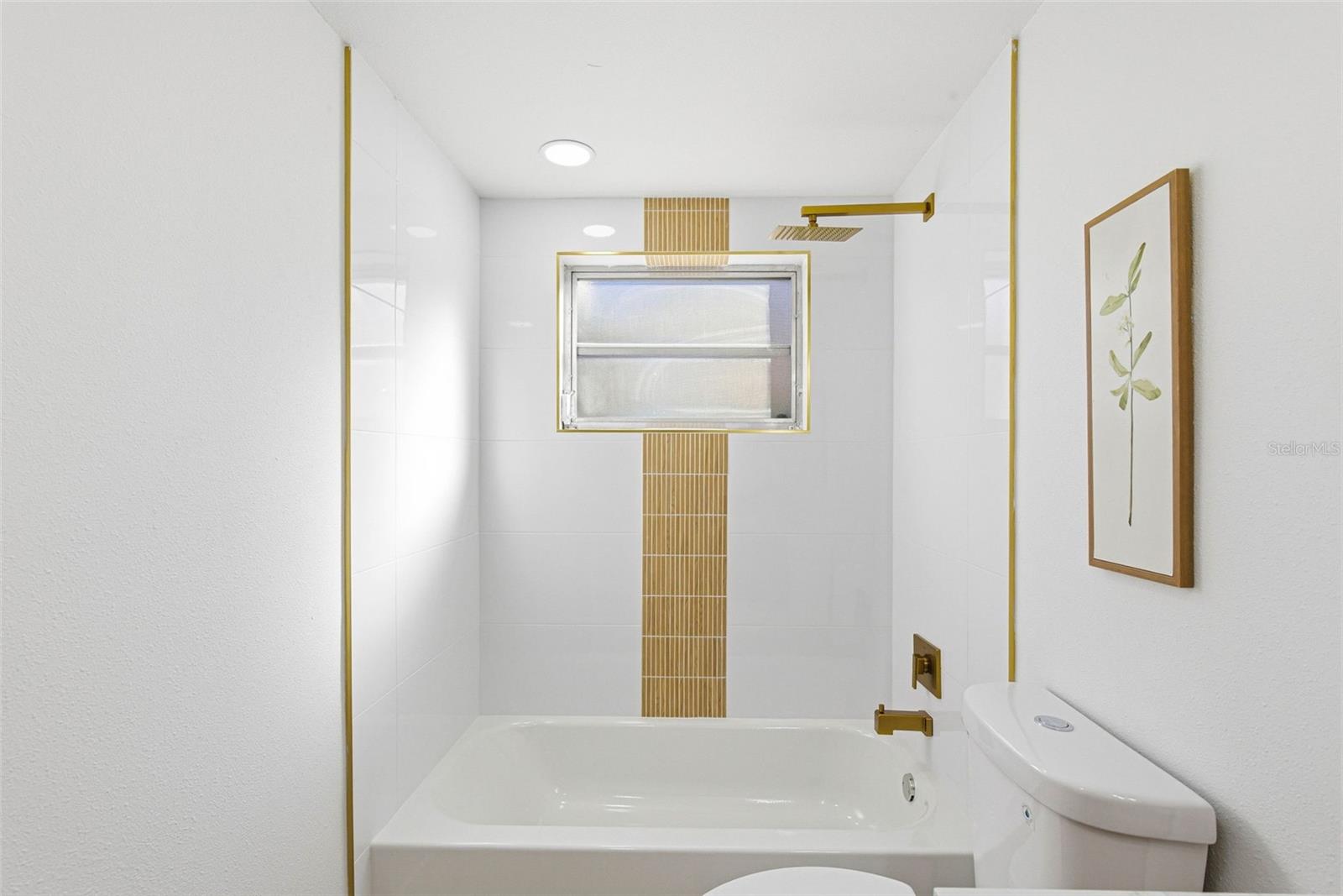 Image 38 of 64 For 12303 Camp Creek Lane