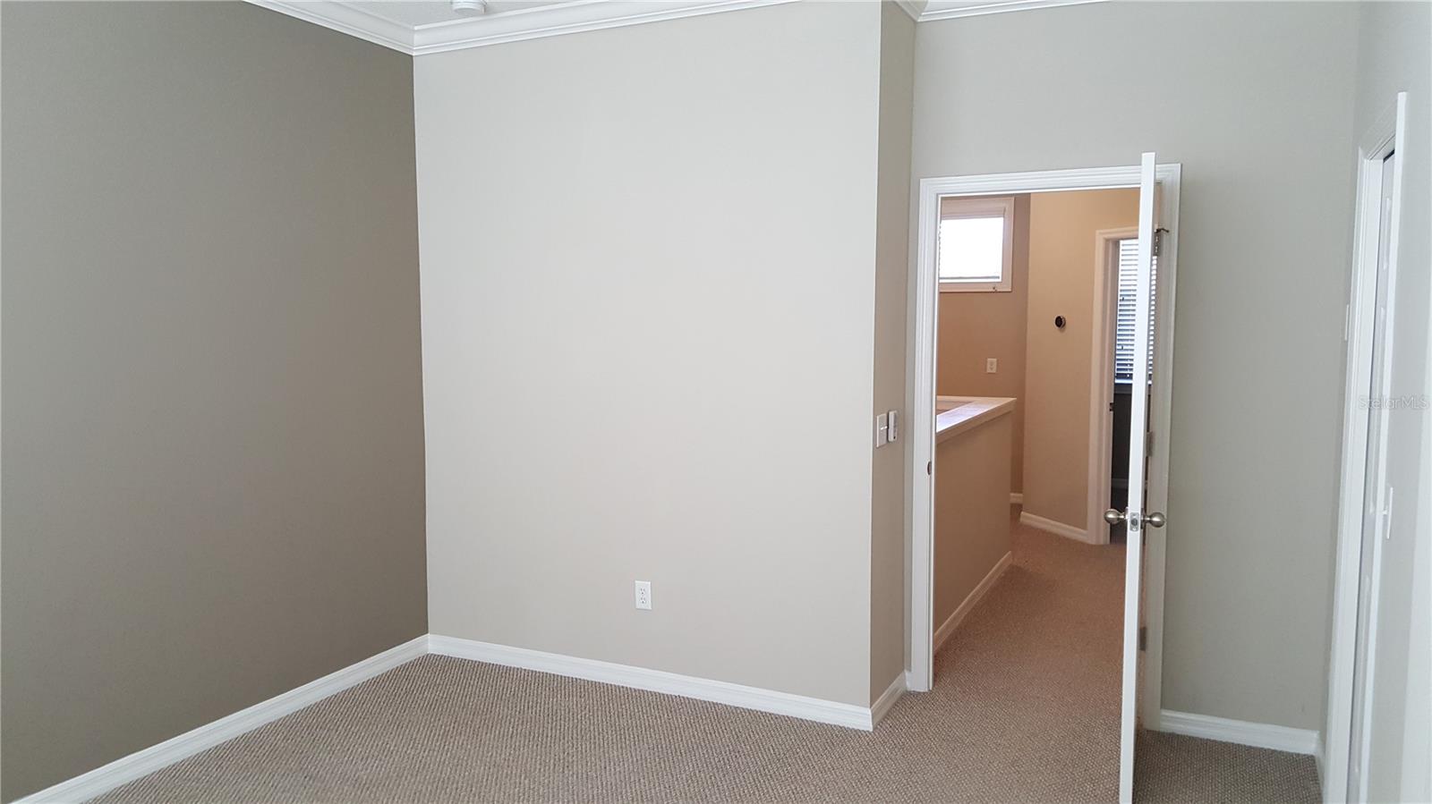 Image 28 of 42 For 19231 Stone Hedge Drive