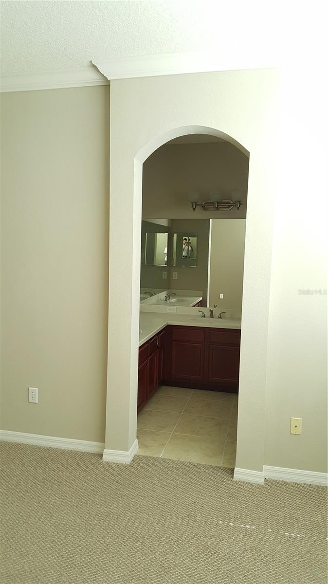 Image 30 of 42 For 19231 Stone Hedge Drive