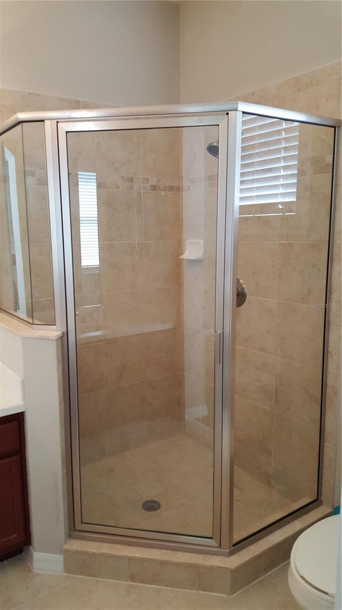 Image 34 of 42 For 19231 Stone Hedge Drive