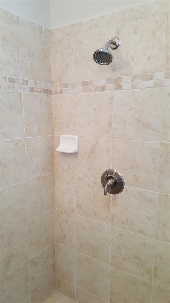 Image 36 of 42 For 19231 Stone Hedge Drive