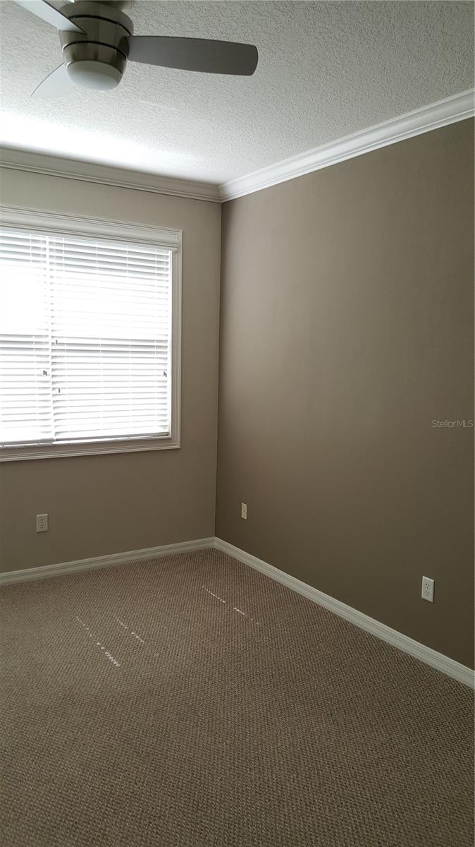 Image 38 of 42 For 19231 Stone Hedge Drive