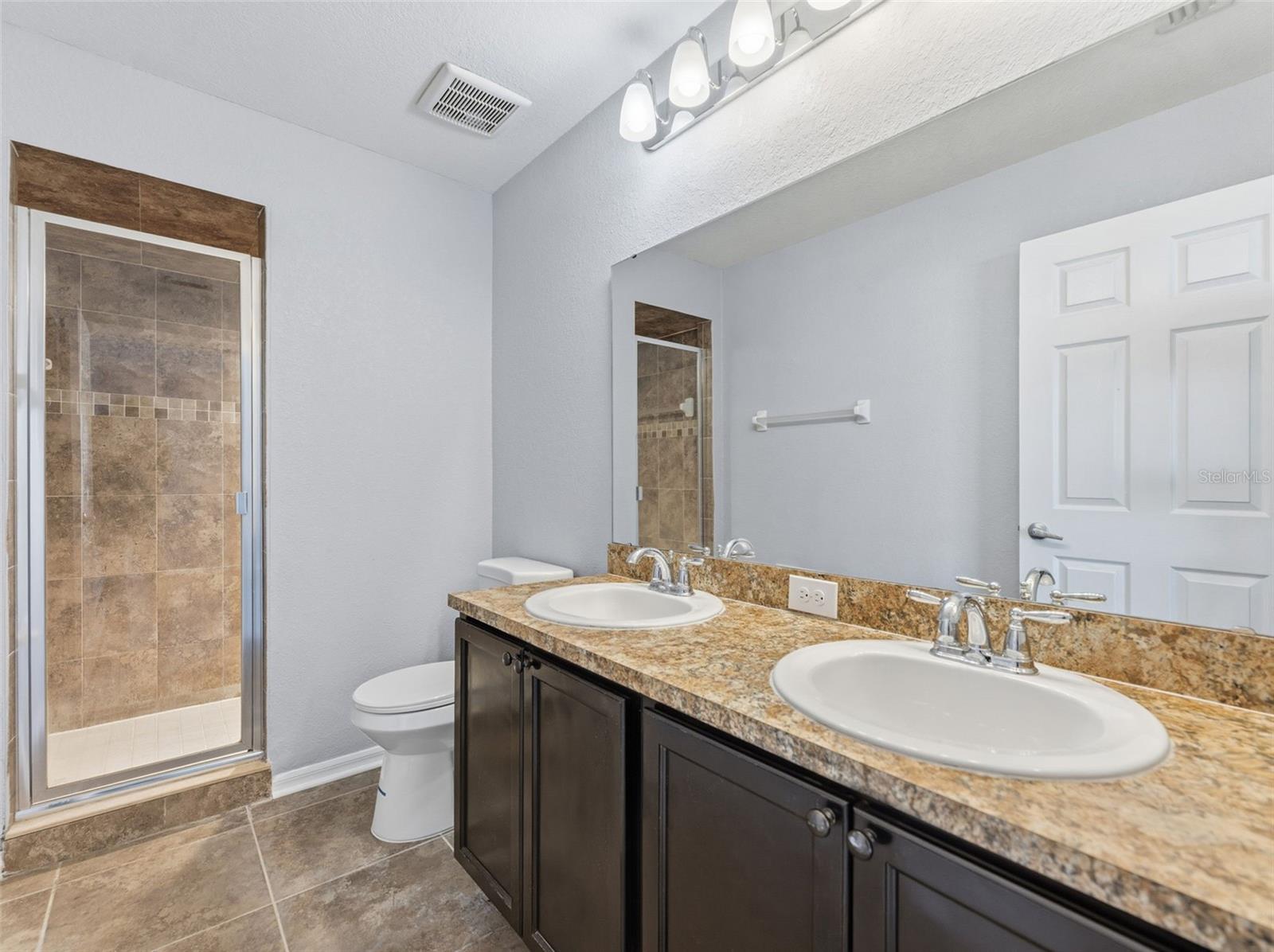 Image 20 of 33 For 27540 Desert Willow