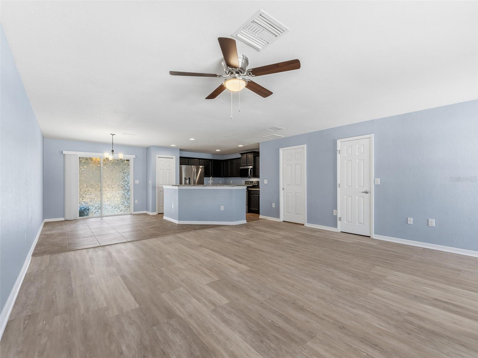 Image 6 of 33 For 27540 Desert Willow