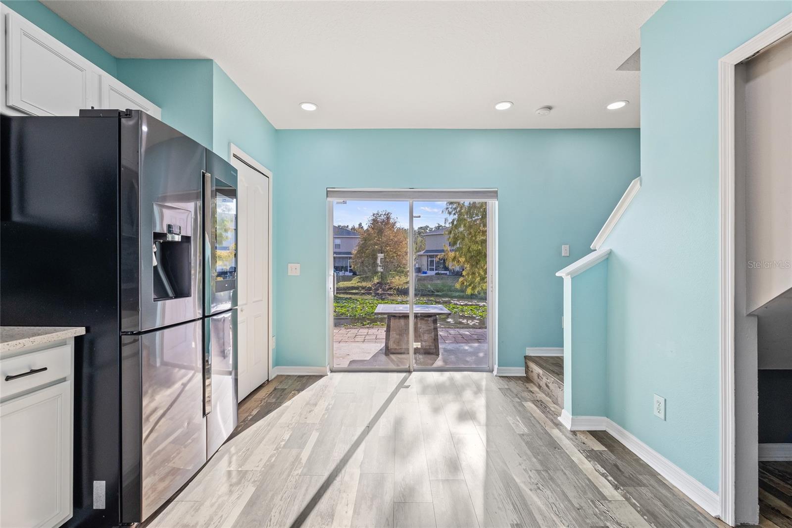 Image 14 of 39 For 16302 Swan View Circle