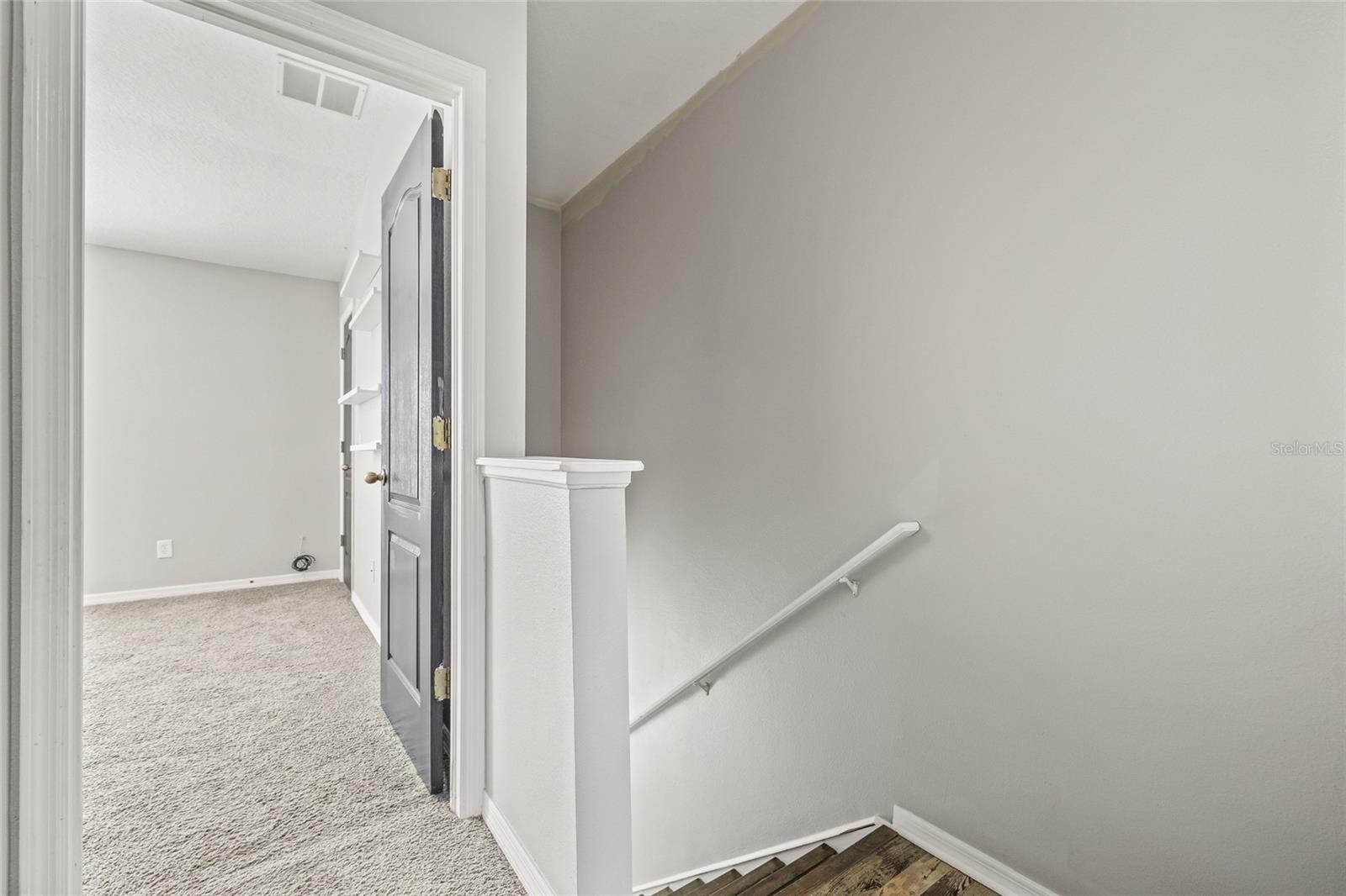 Image 21 of 39 For 16302 Swan View Circle