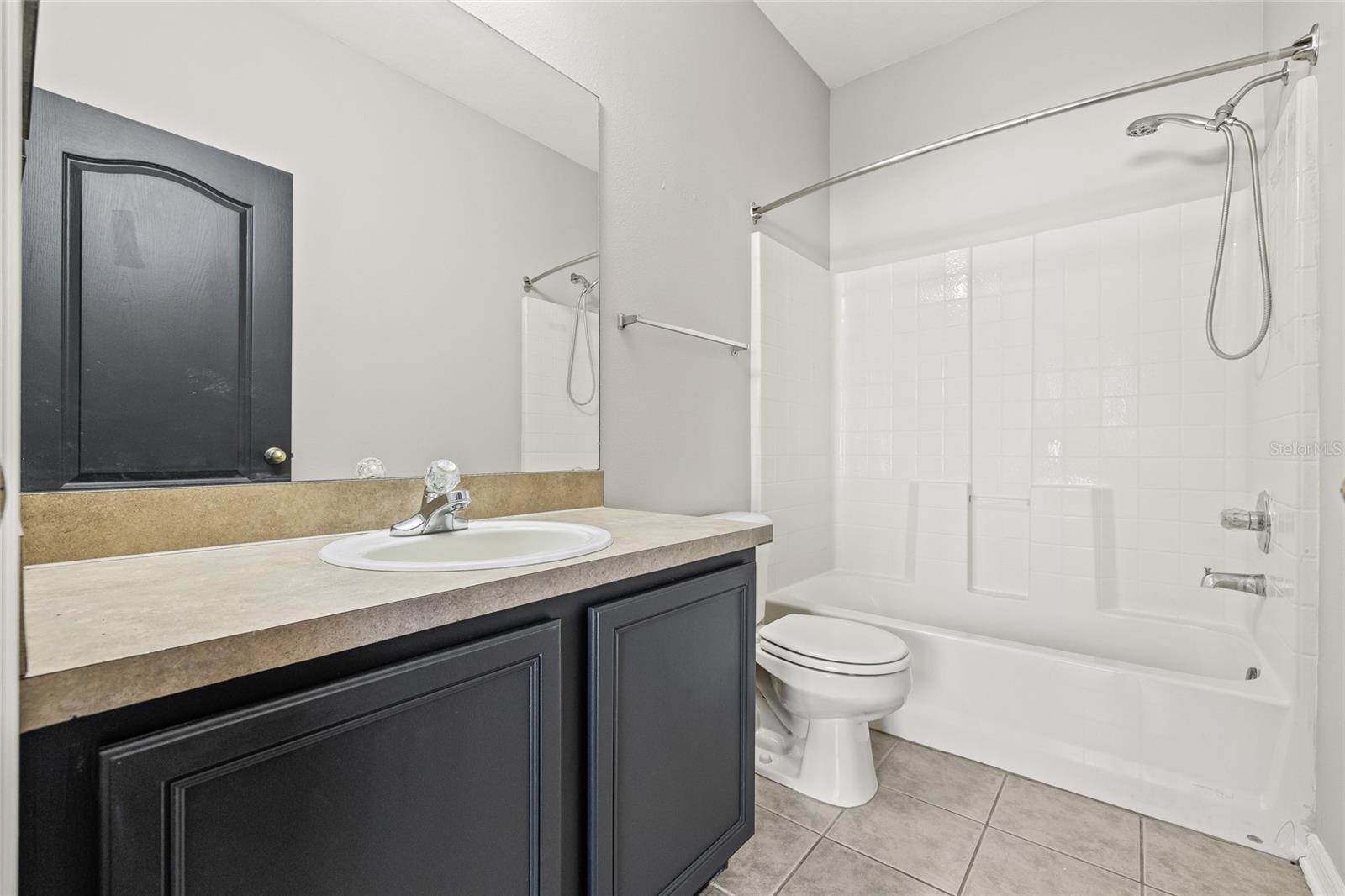 Image 25 of 39 For 16302 Swan View Circle