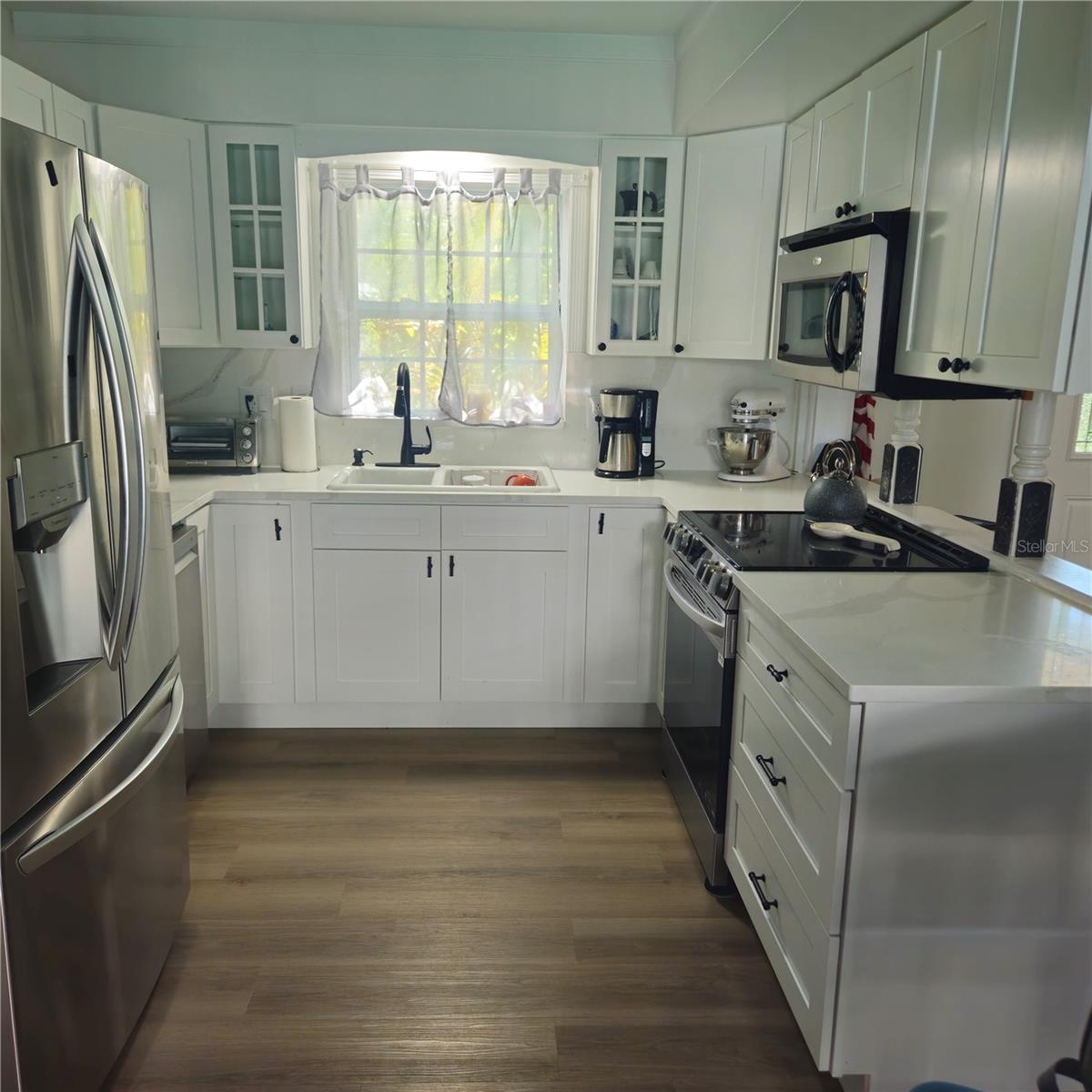 Image 5 of 17 For 347 Country Club Drive