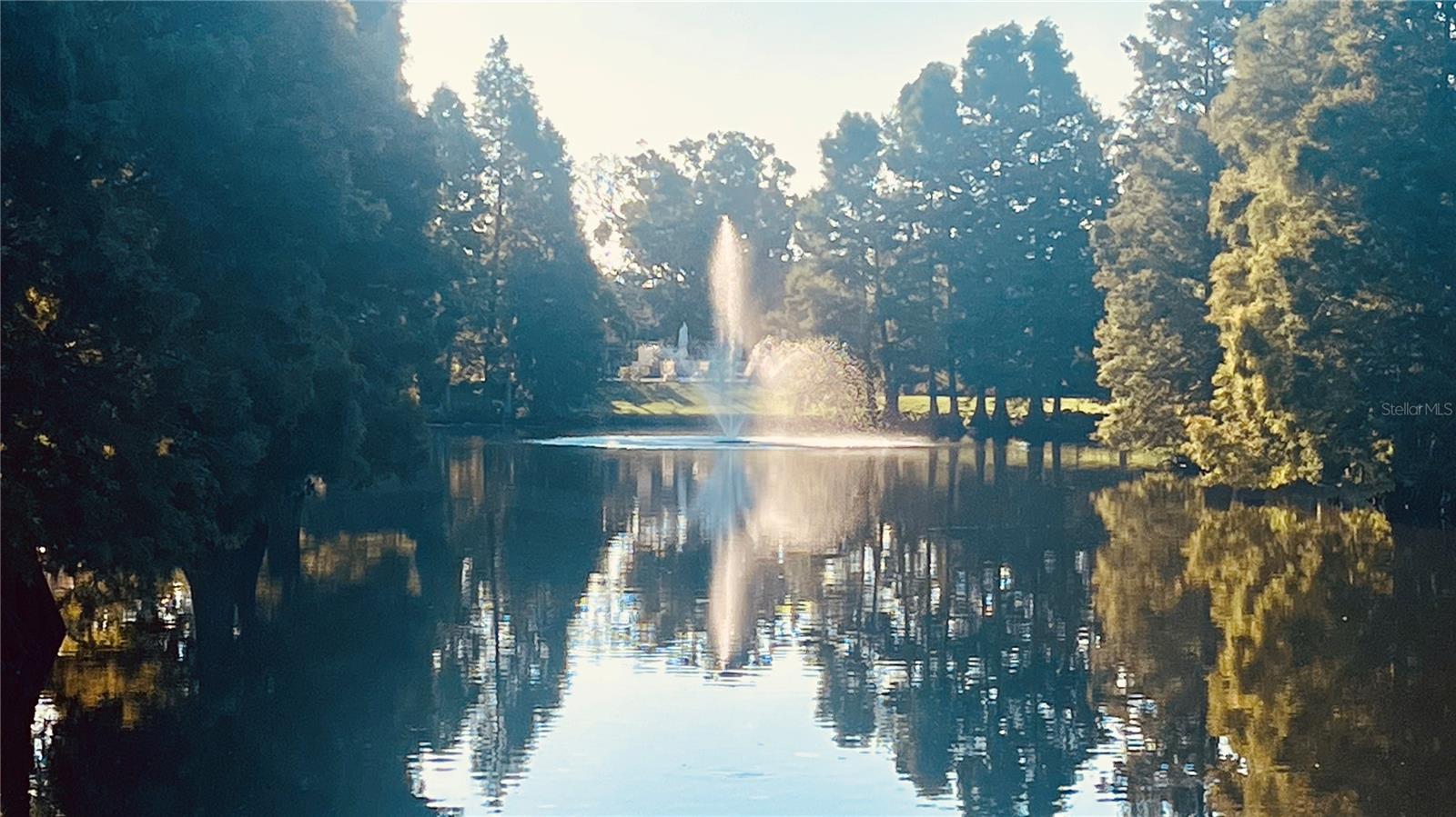 Listing photo id 6 for 2915 Pointeview