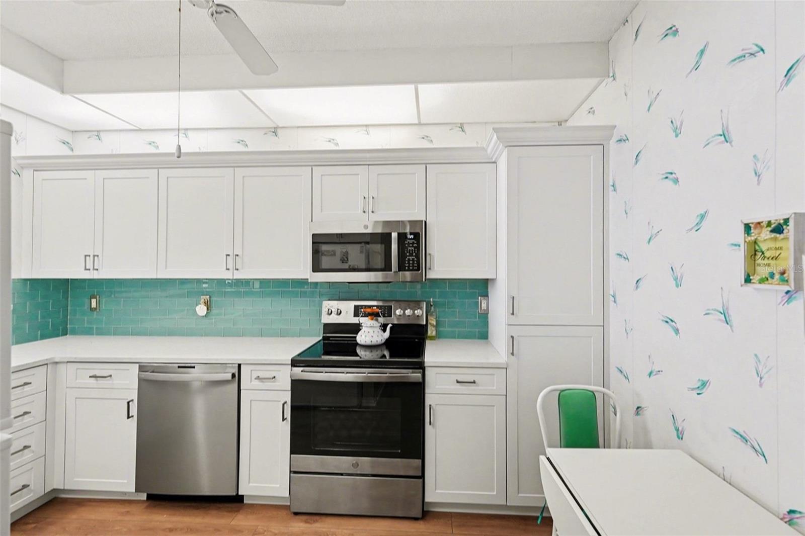 Image 10 of 35 For 8021 Sailboat Key Boulevard S 304