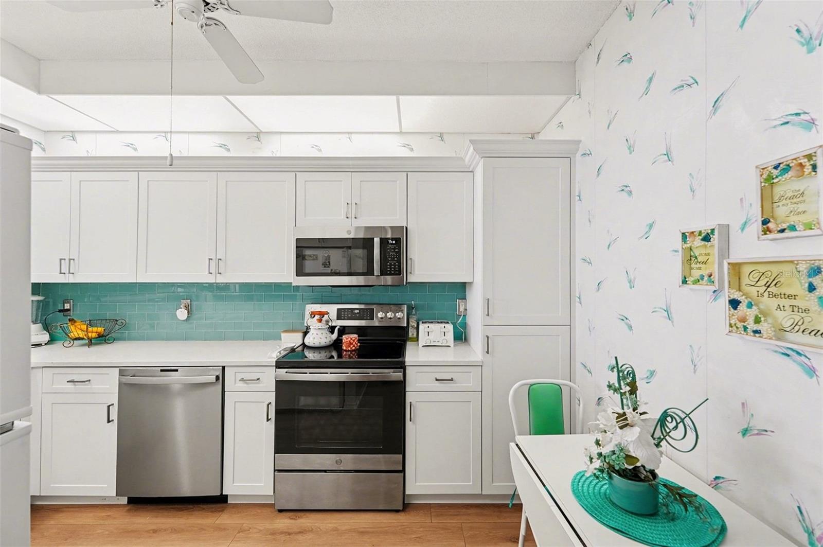 Image 11 of 35 For 8021 Sailboat Key Boulevard S 304