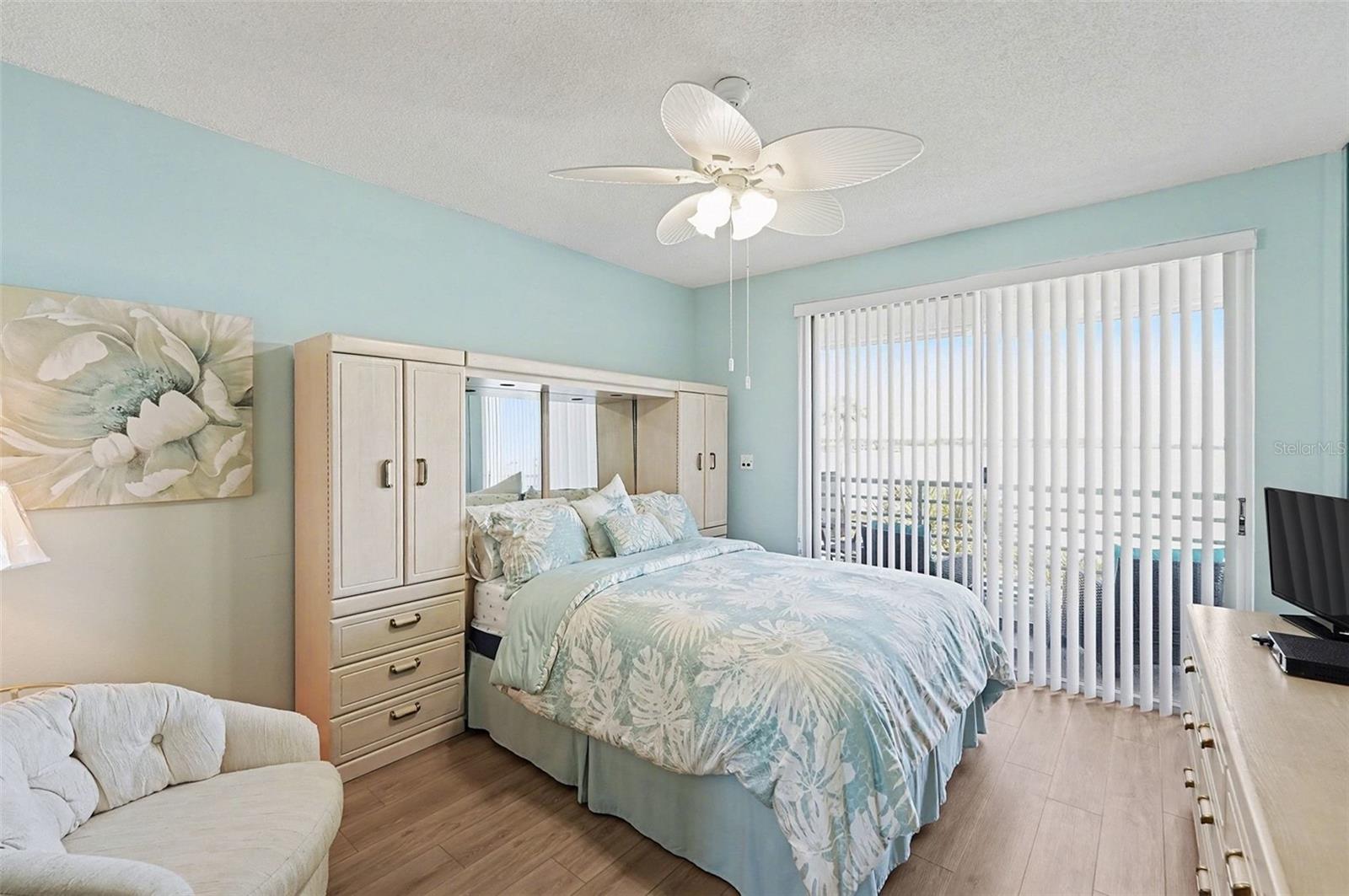 Image 13 of 35 For 8021 Sailboat Key Boulevard S 304