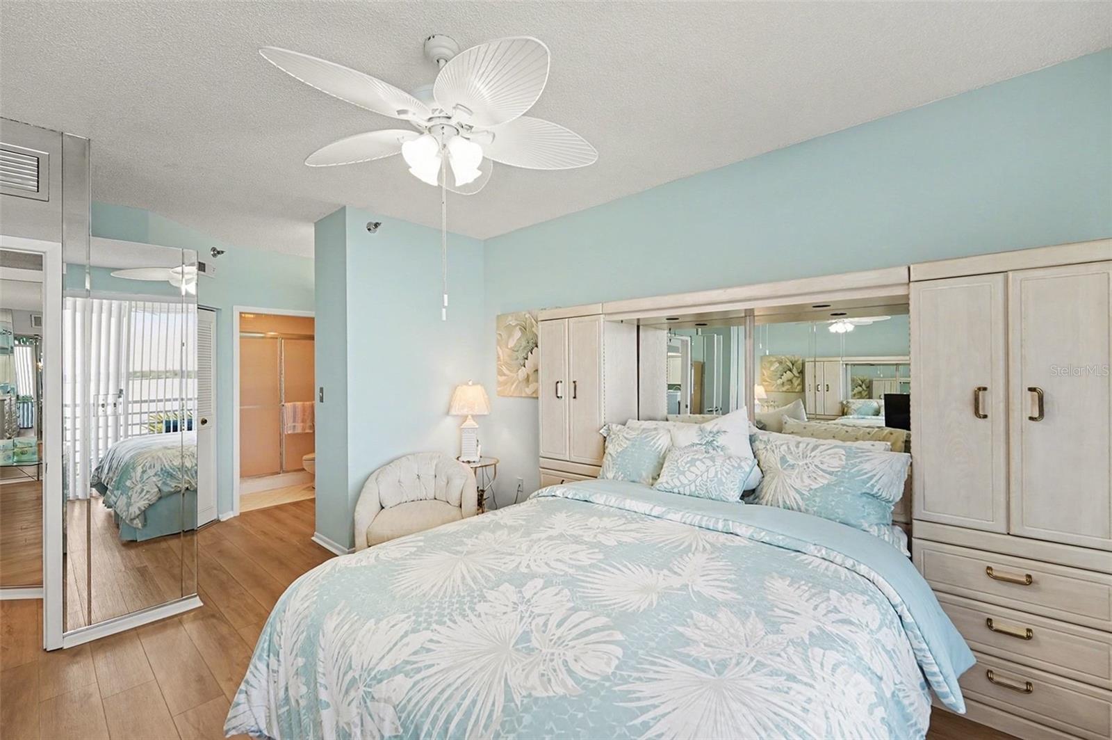 Image 14 of 35 For 8021 Sailboat Key Boulevard S 304