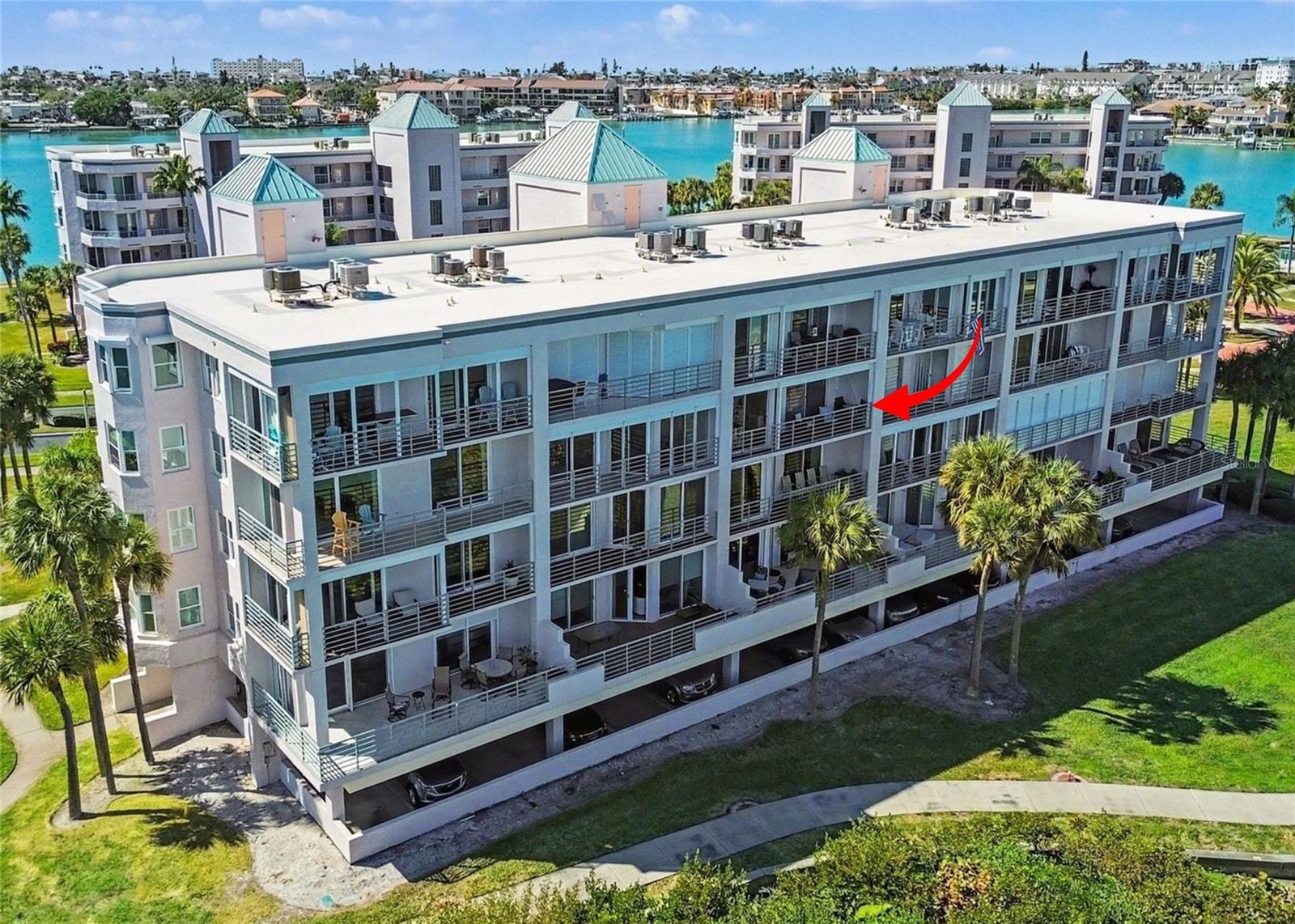 Image 24 of 35 For 8021 Sailboat Key Boulevard S 304