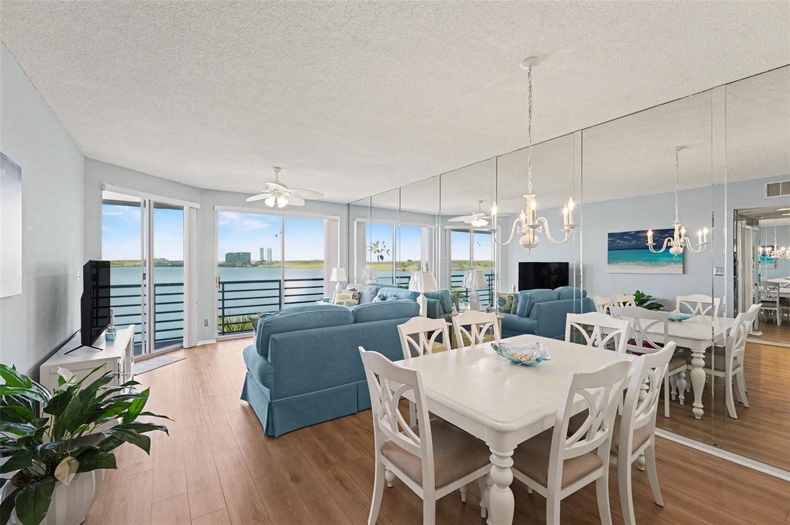 Image 4 of 35 For 8021 Sailboat Key Boulevard S 304